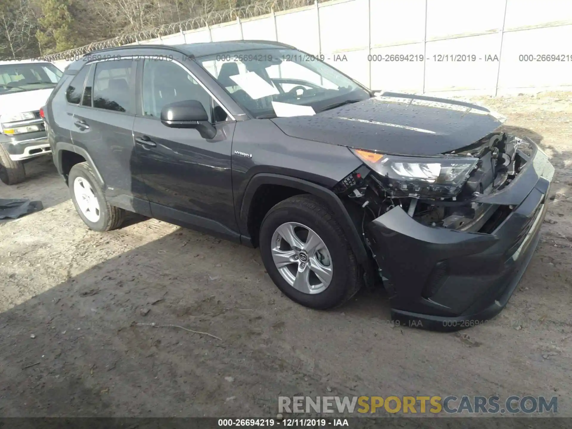 1 Фотография поврежденного автомобиля 2T3LWRFV8KW015735 TOYOTA RAV4 2019