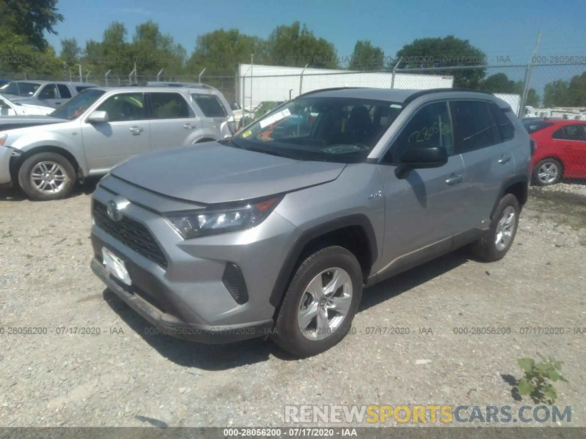 2 Photograph of a damaged car 2T3LWRFV8KW024130 TOYOTA RAV4 2019