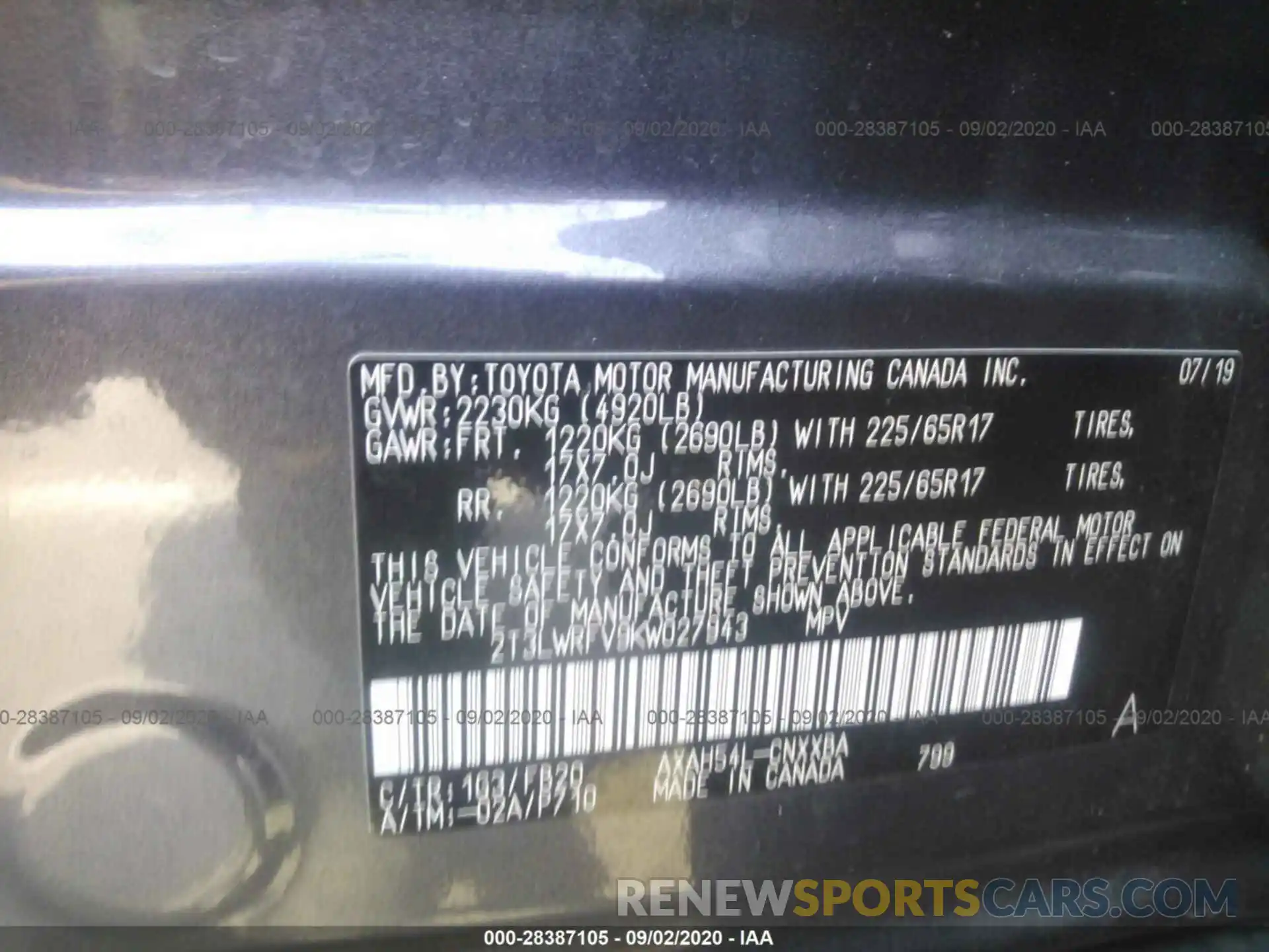 9 Photograph of a damaged car 2T3LWRFV9KW027943 TOYOTA RAV4 2019