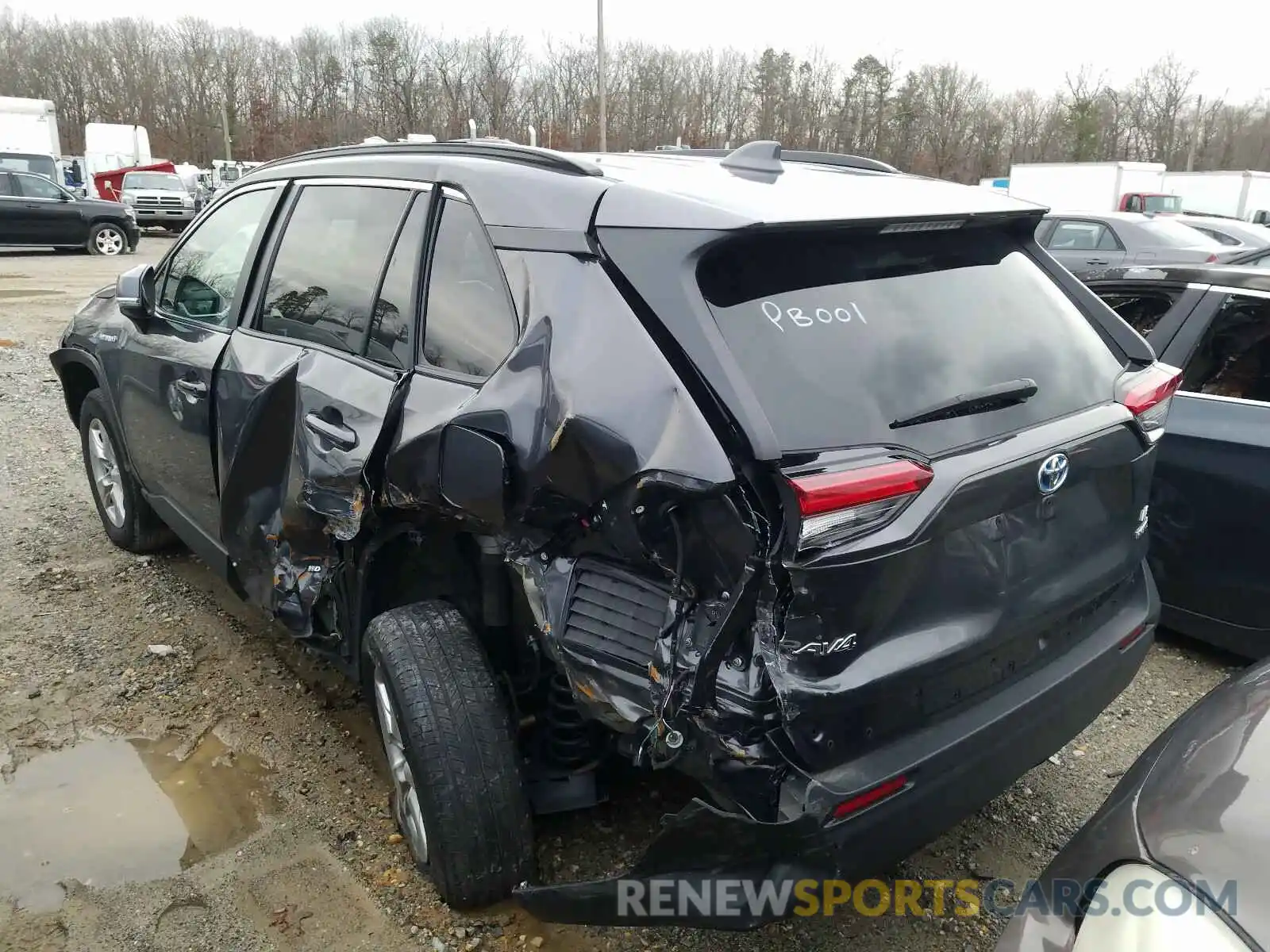 3 Photograph of a damaged car 2T3MWRFV0KW006208 TOYOTA RAV4 2019