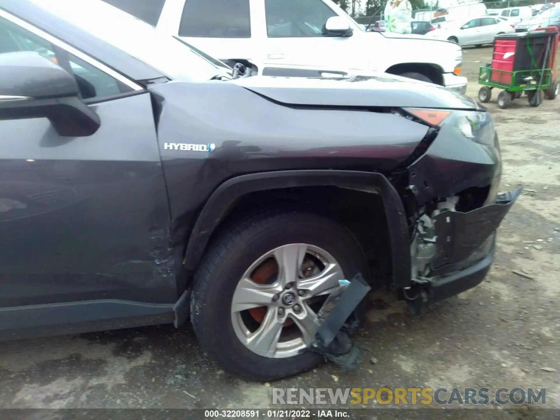 6 Photograph of a damaged car 2T3MWRFV0KW009514 TOYOTA RAV4 2019