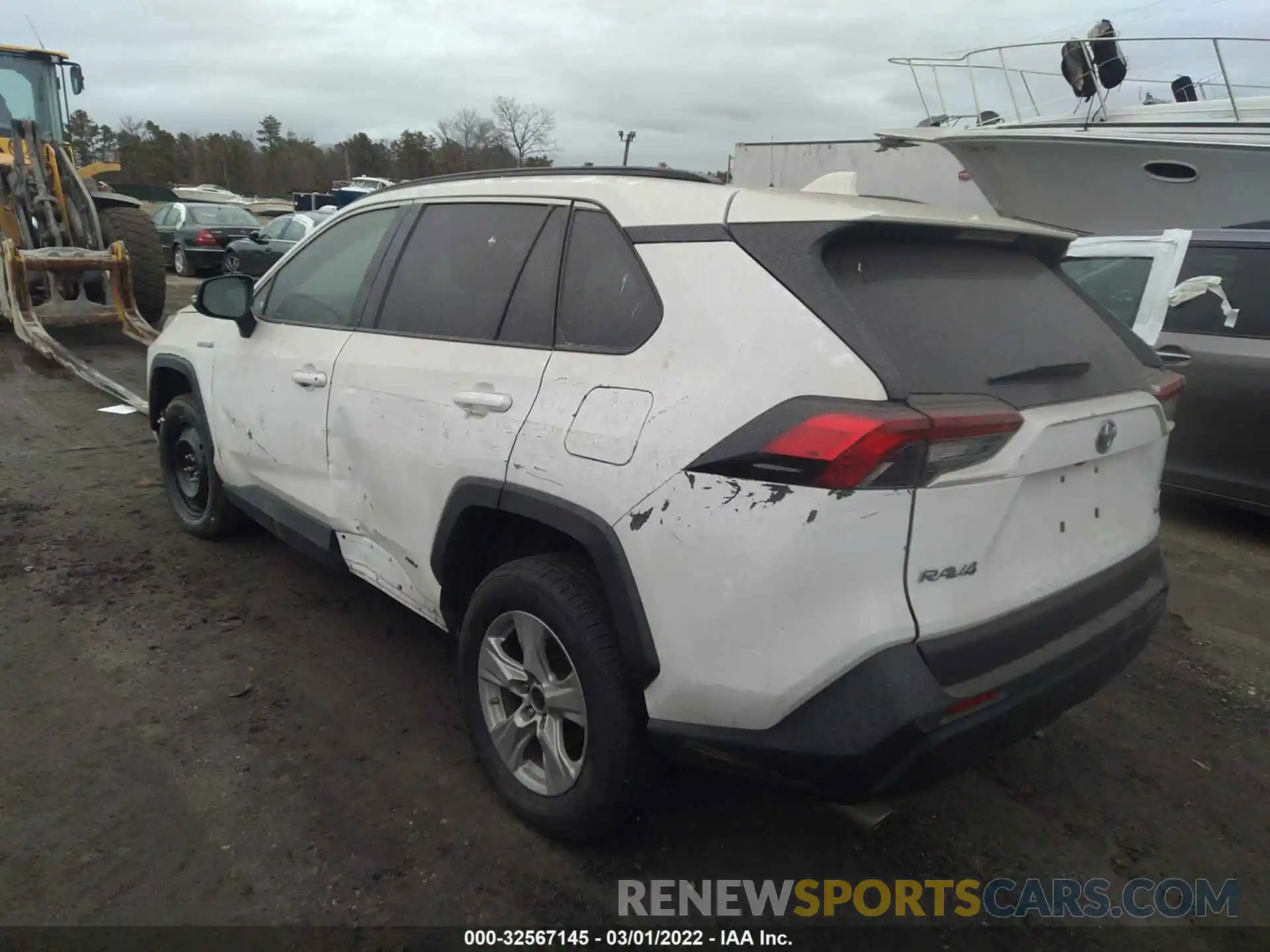 3 Photograph of a damaged car 2T3MWRFV0KW011554 TOYOTA RAV4 2019