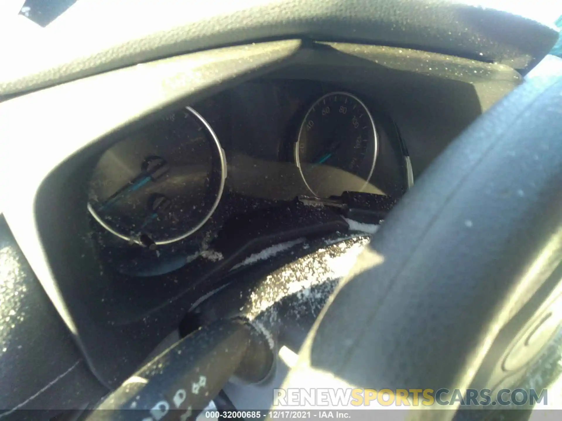 7 Photograph of a damaged car 2T3MWRFV0KW027852 TOYOTA RAV4 2019