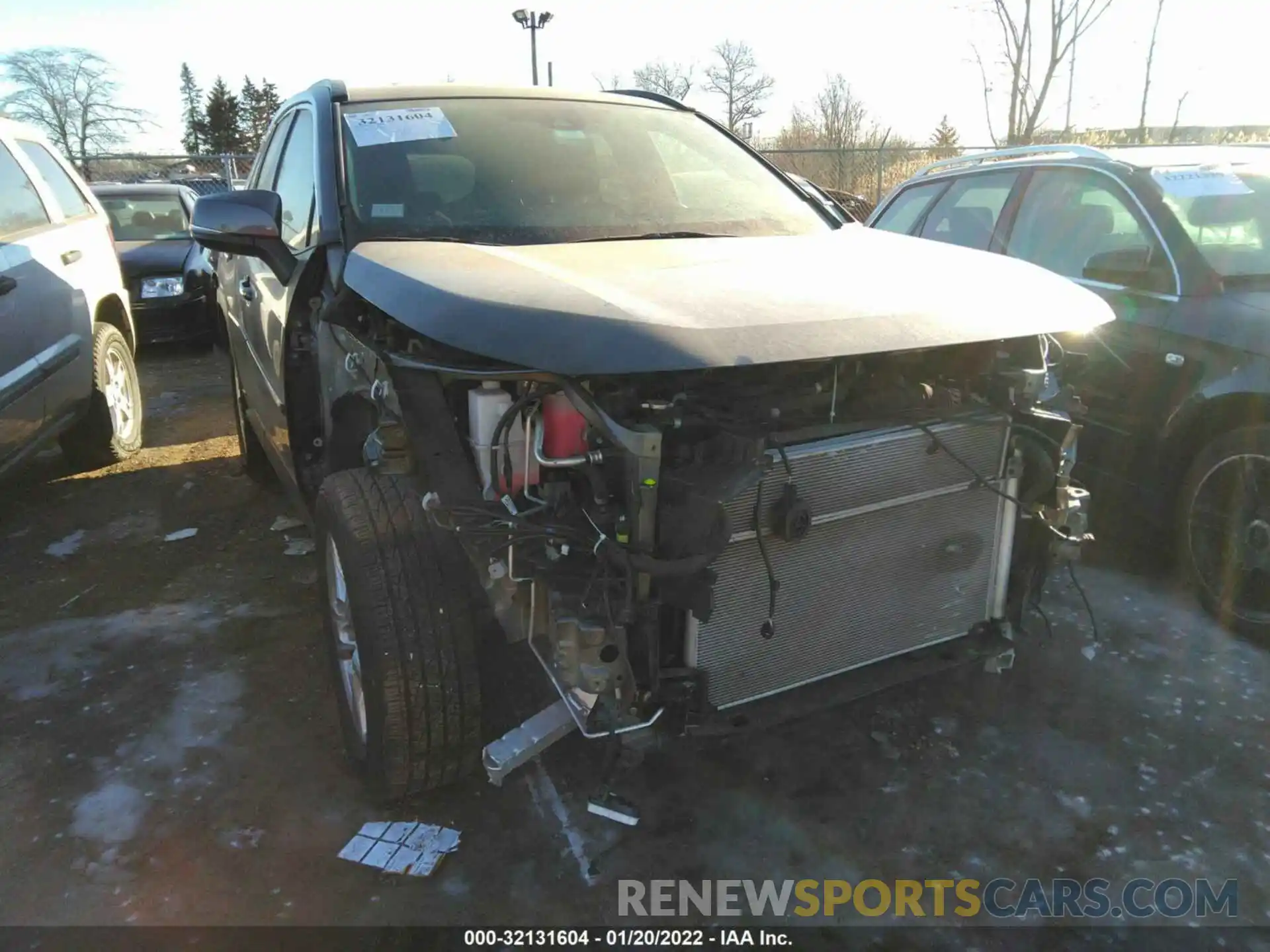 6 Photograph of a damaged car 2T3MWRFV0KW033487 TOYOTA RAV4 2019