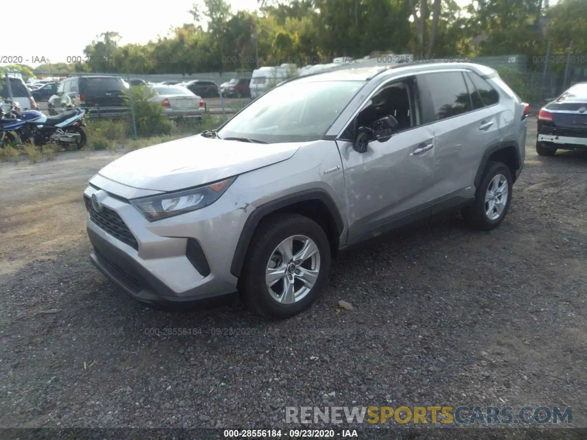 2 Photograph of a damaged car 2T3MWRFV0KW039516 TOYOTA RAV4 2019