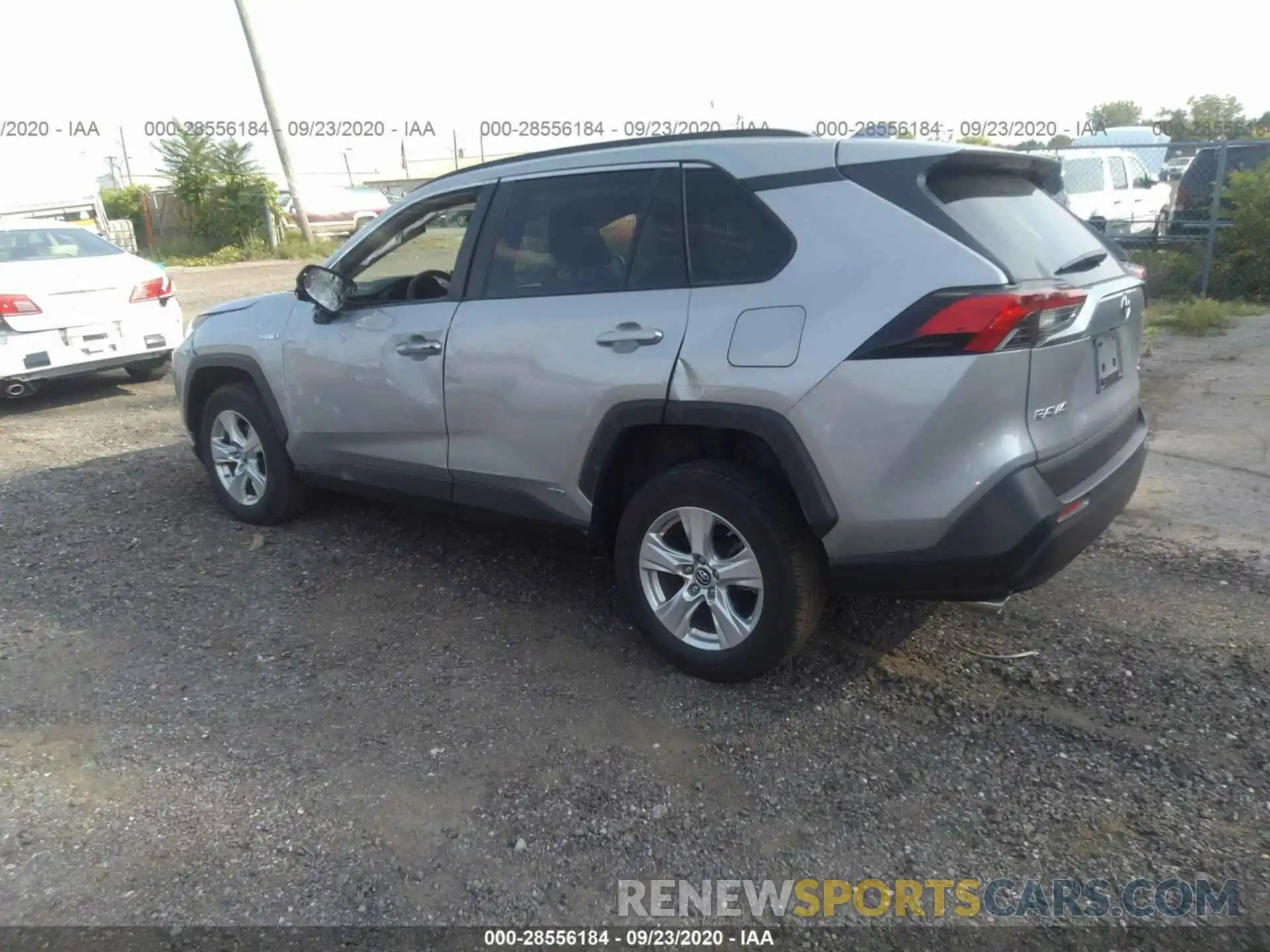 3 Photograph of a damaged car 2T3MWRFV0KW039516 TOYOTA RAV4 2019