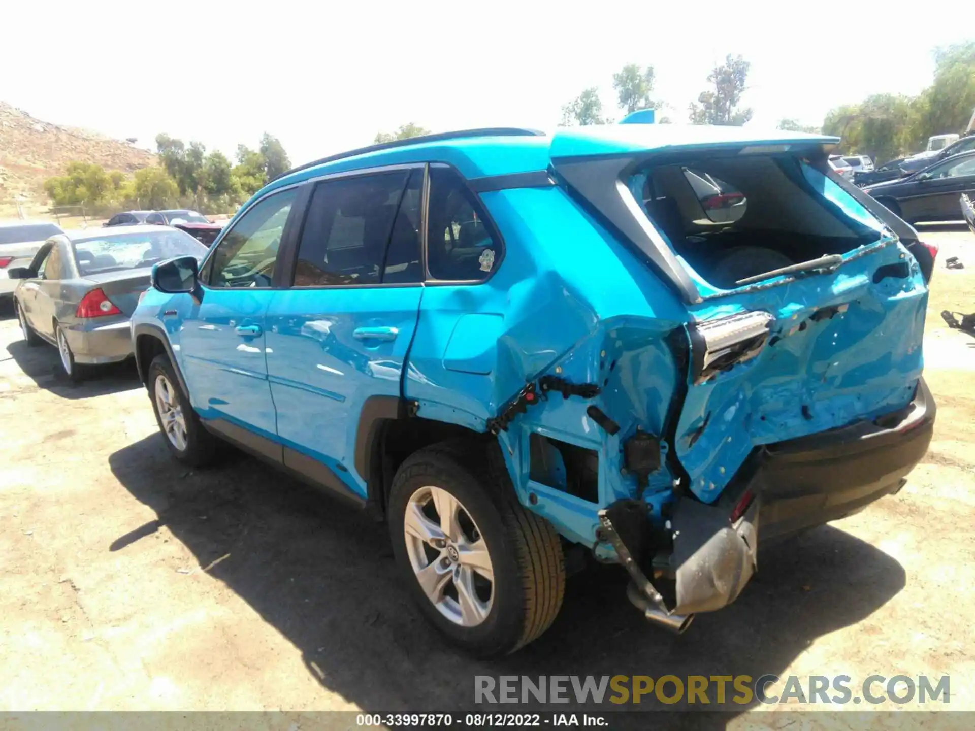 3 Photograph of a damaged car 2T3MWRFV0KW042951 TOYOTA RAV4 2019