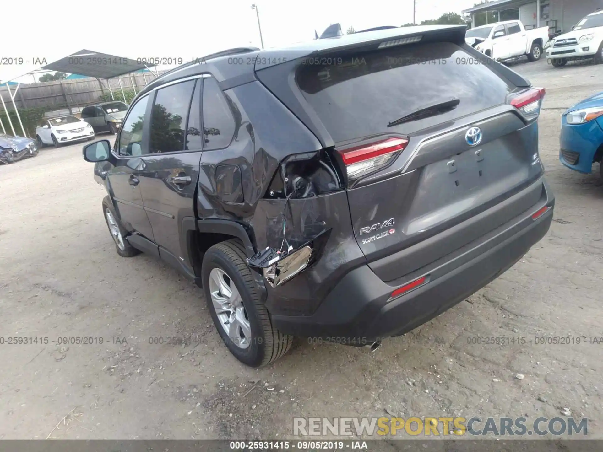 3 Photograph of a damaged car 2T3MWRFV1KW025091 TOYOTA RAV4 2019