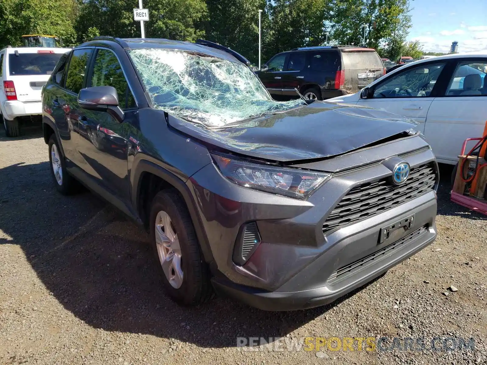 1 Фотография поврежденного автомобиля 2T3MWRFV2KW007859 TOYOTA RAV4 2019