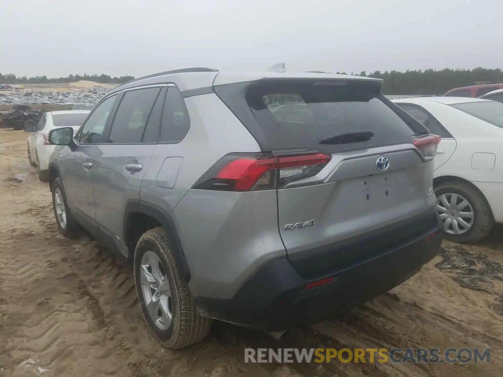 3 Photograph of a damaged car 2T3MWRFV2KW010034 TOYOTA RAV4 2019