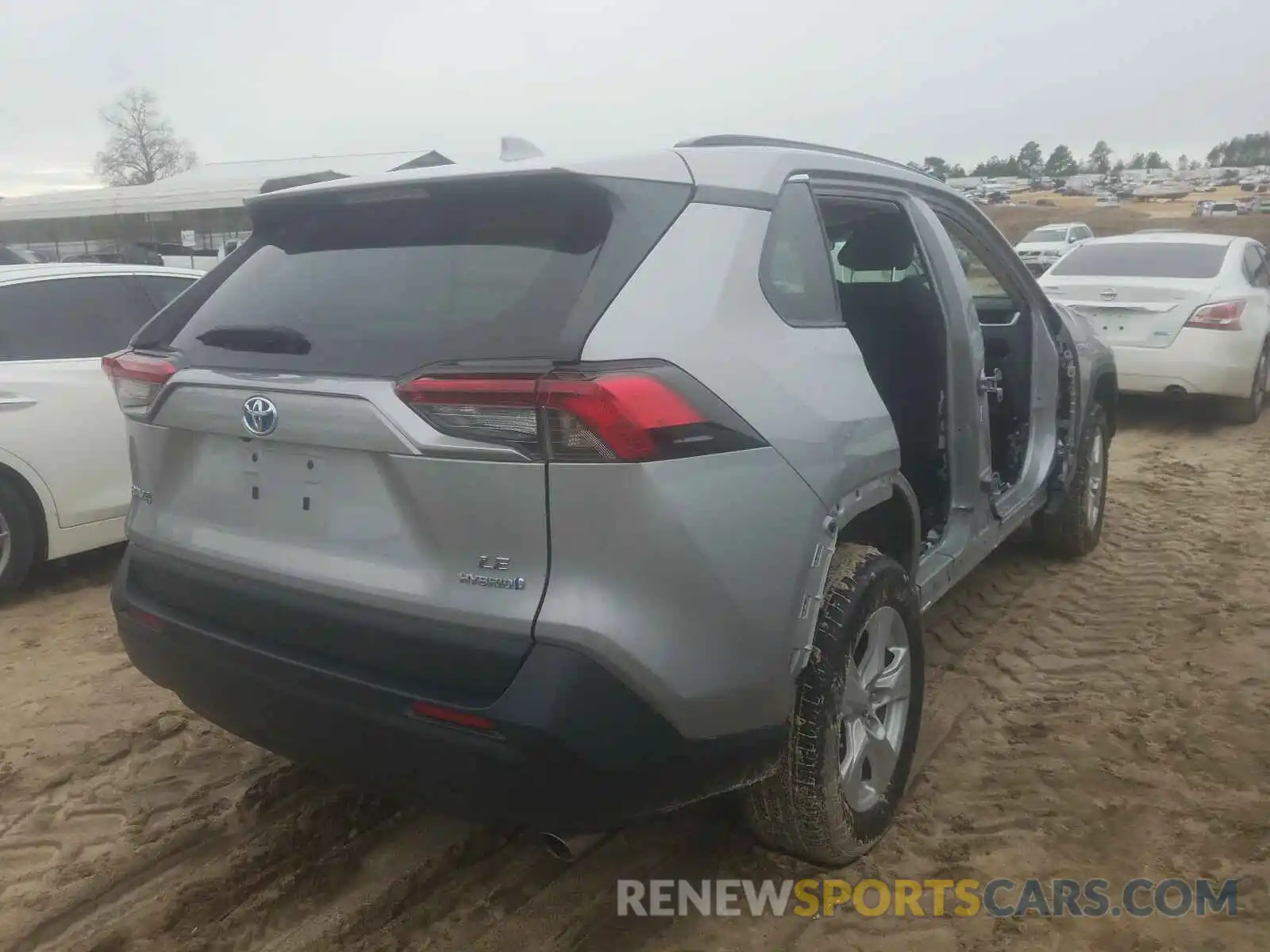 4 Photograph of a damaged car 2T3MWRFV2KW010034 TOYOTA RAV4 2019