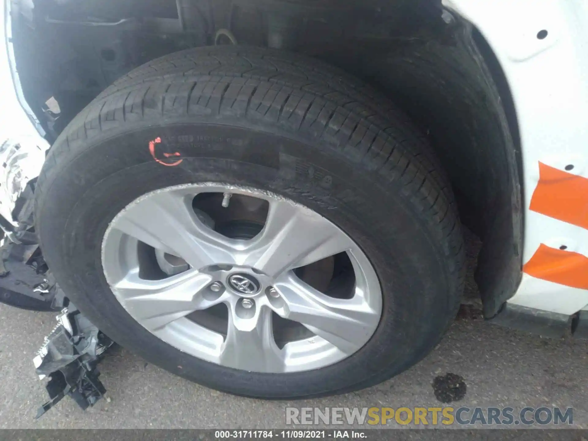 11 Photograph of a damaged car 2T3MWRFV2KW011832 TOYOTA RAV4 2019