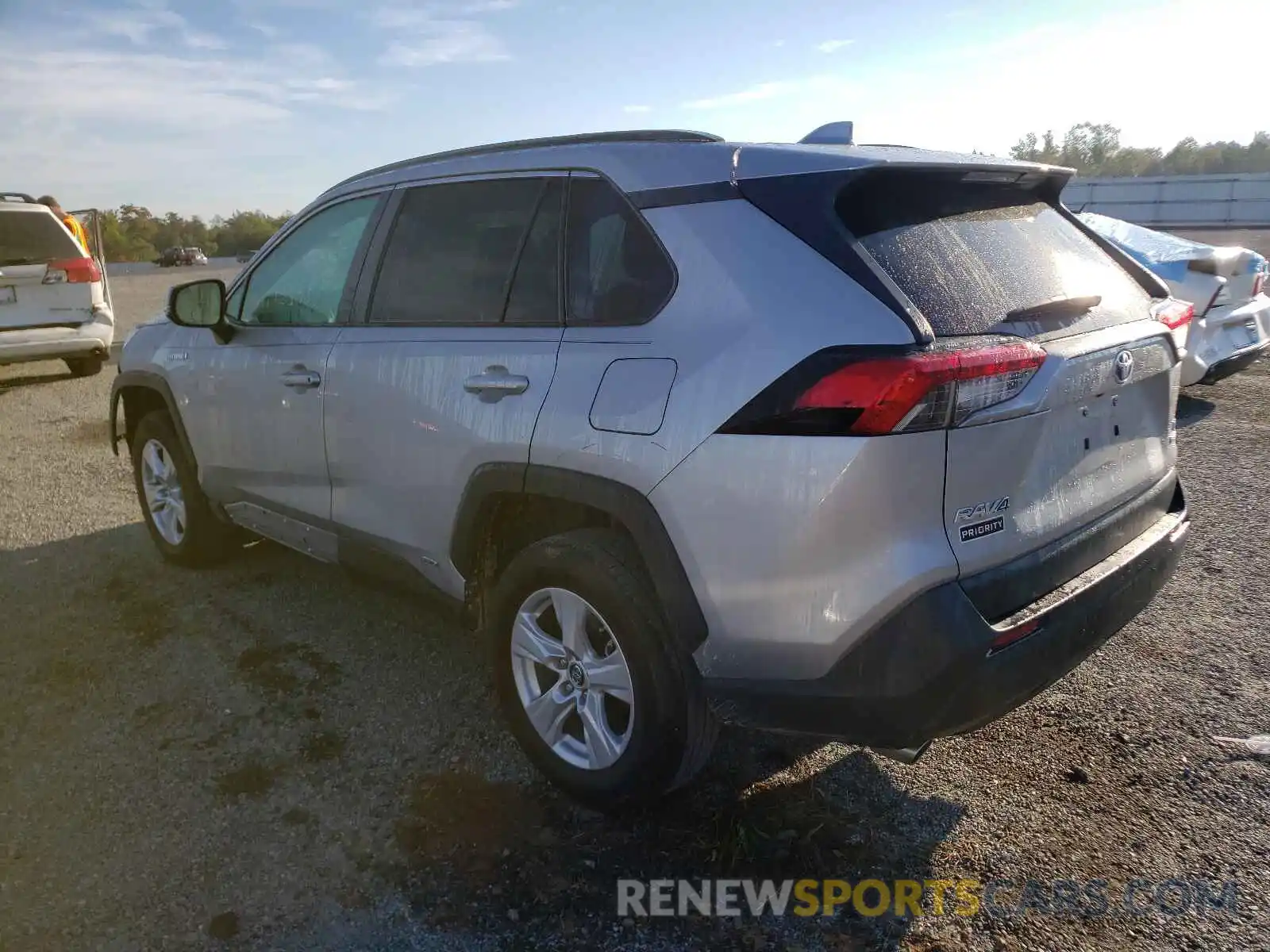 3 Photograph of a damaged car 2T3MWRFV2KW021969 TOYOTA RAV4 2019