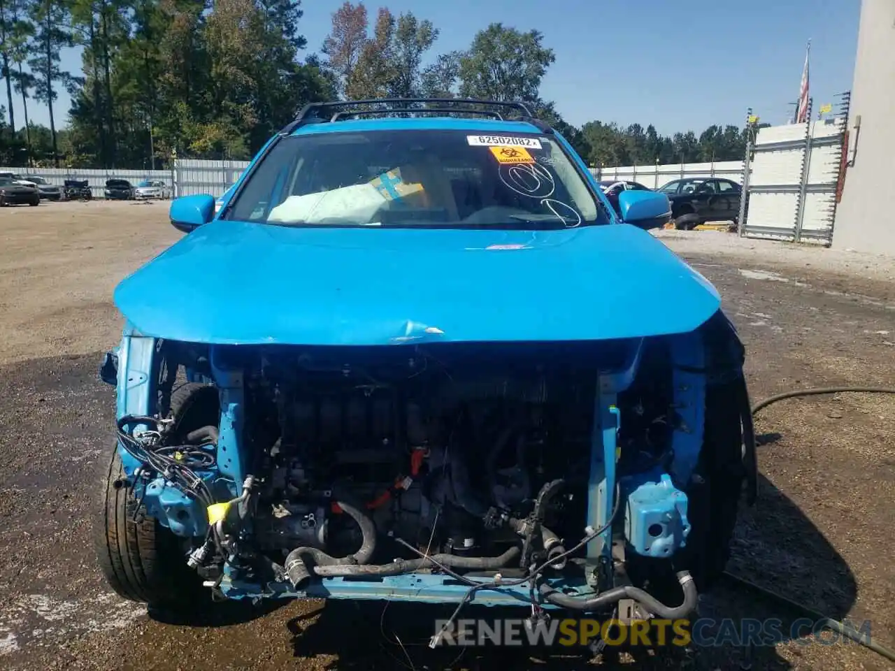 9 Photograph of a damaged car 2T3MWRFV2KW039453 TOYOTA RAV4 2019