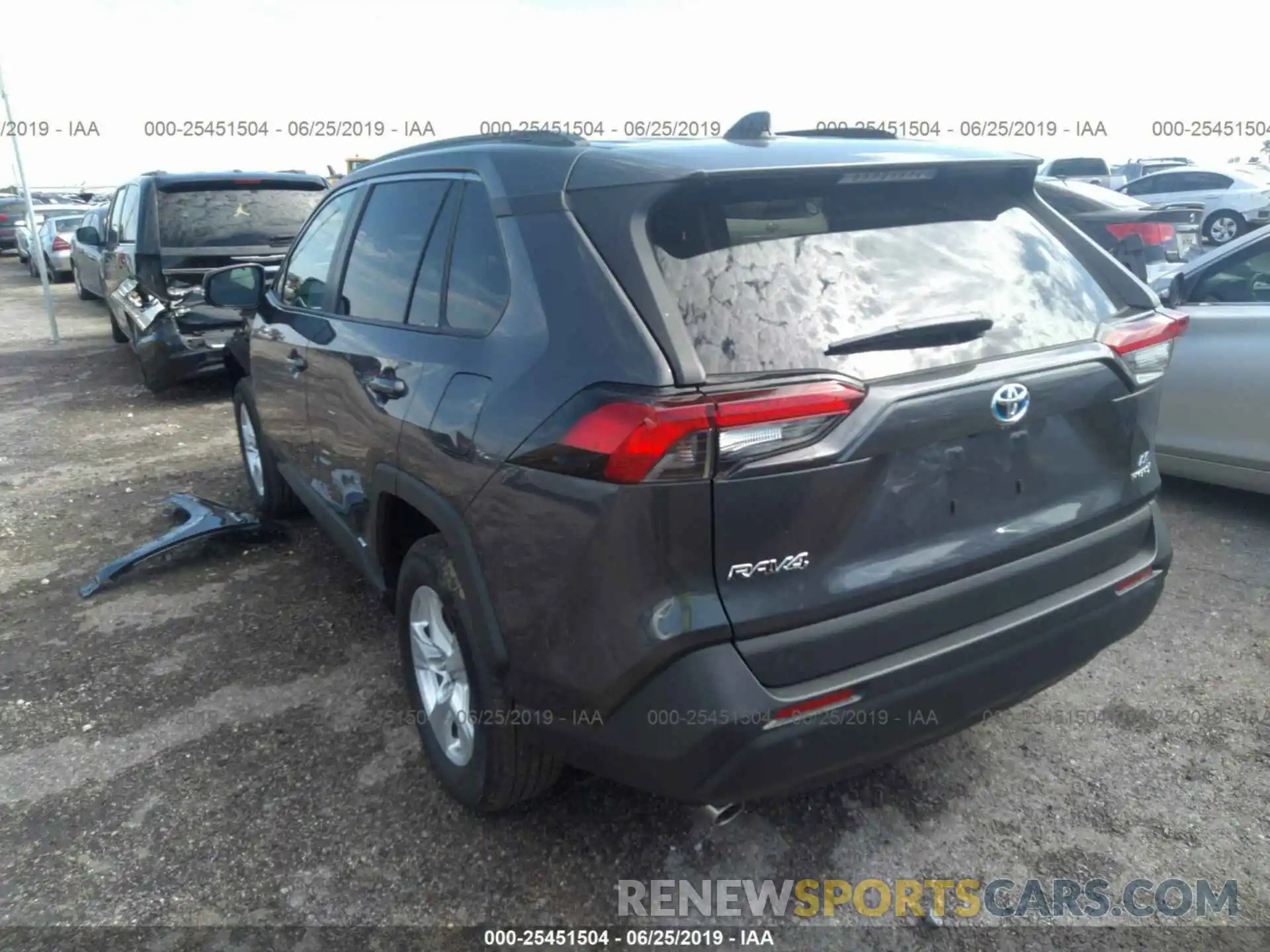 3 Фотография поврежденного автомобиля 2T3MWRFV3KW005814 TOYOTA RAV4 2019