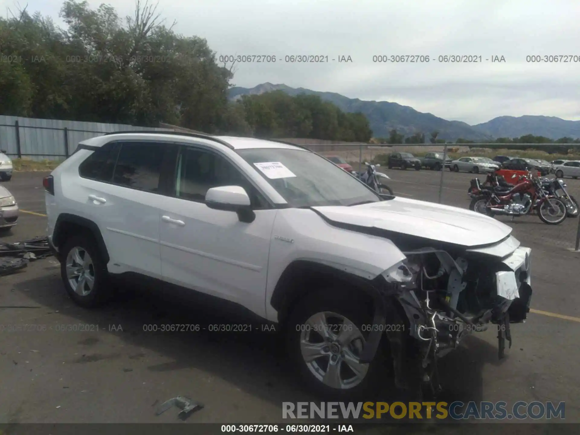 1 Photograph of a damaged car 2T3MWRFV3KW017767 TOYOTA RAV4 2019