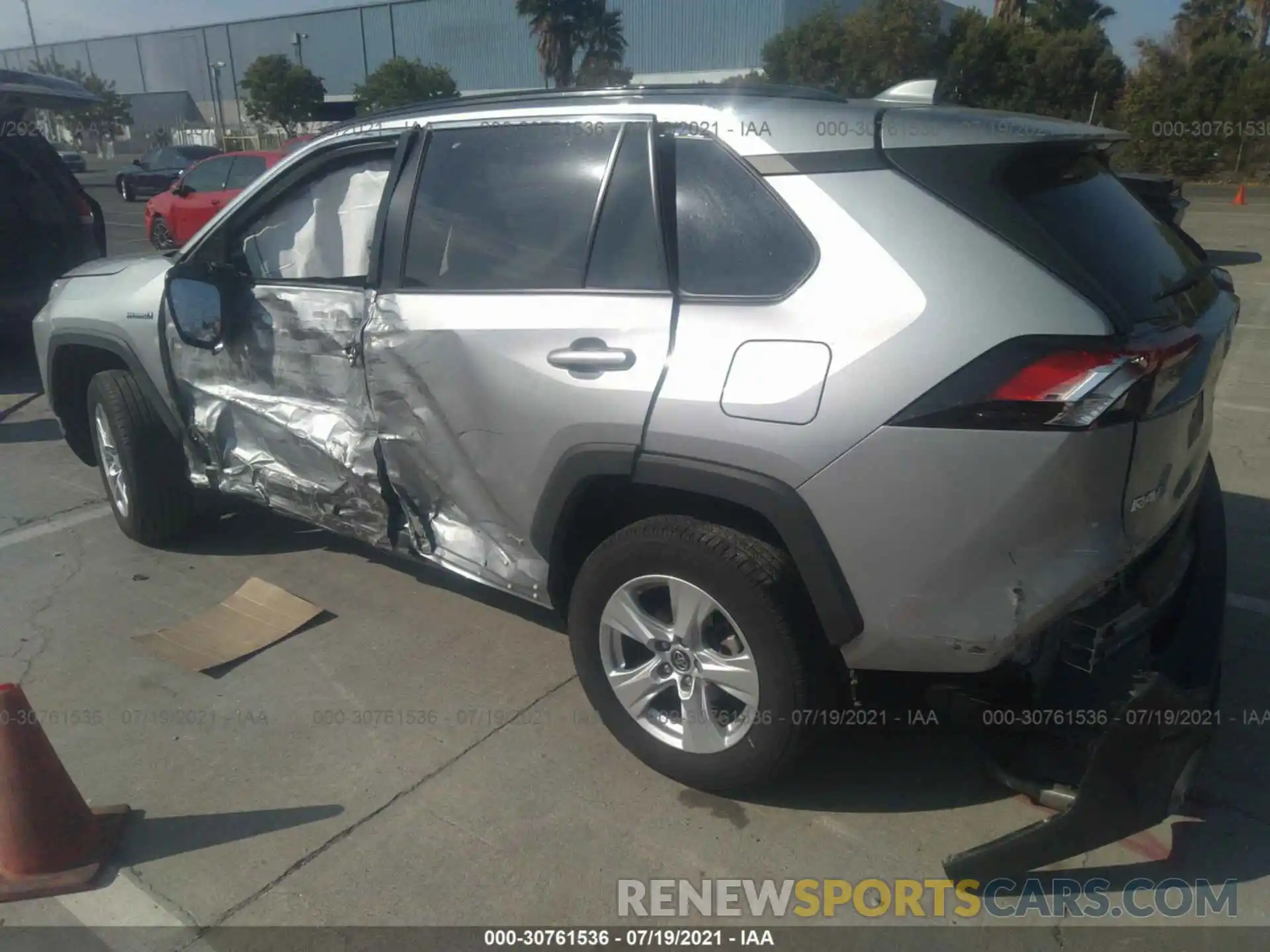 3 Photograph of a damaged car 2T3MWRFV3KW023732 TOYOTA RAV4 2019