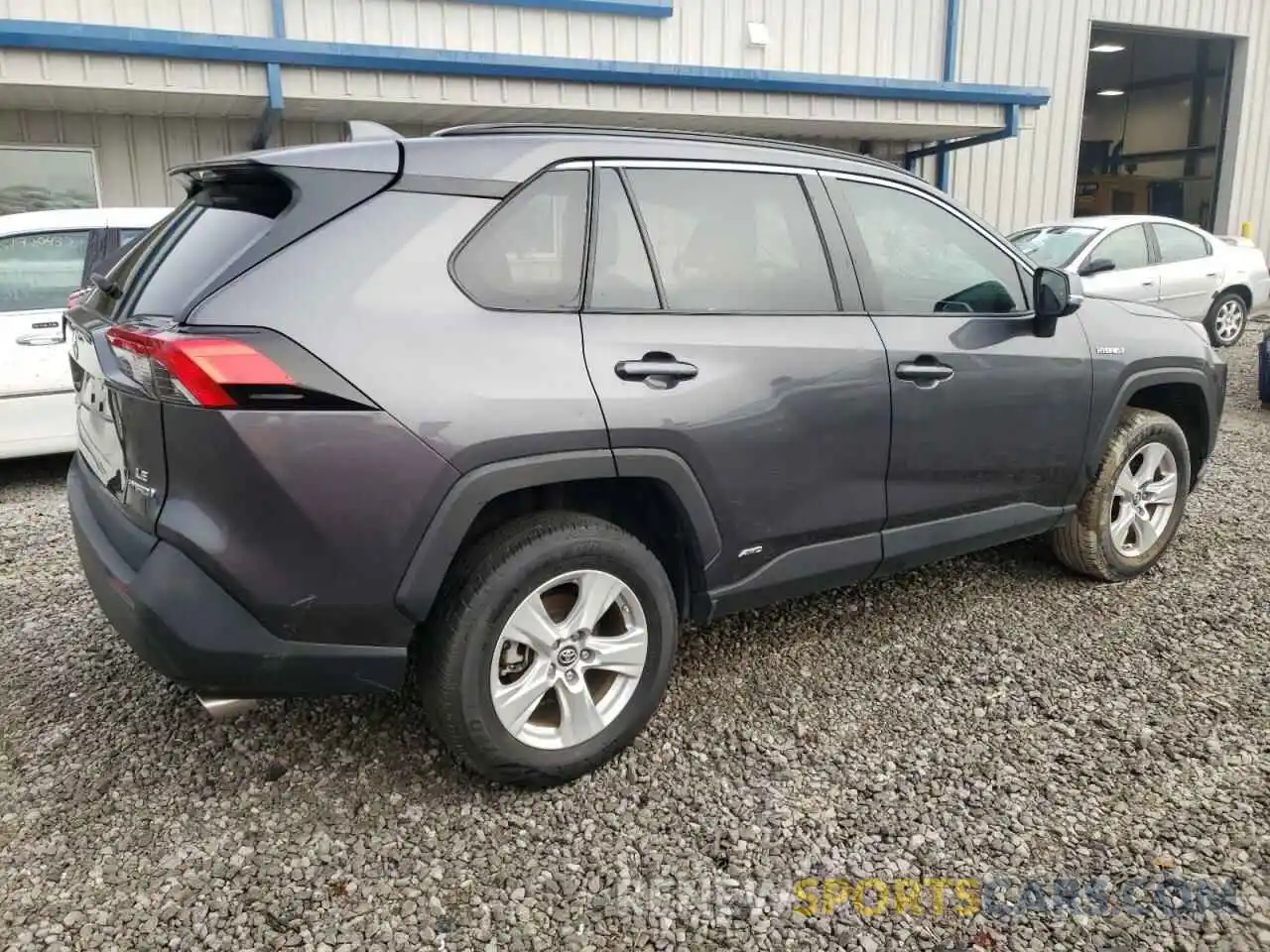 4 Photograph of a damaged car 2T3MWRFV3KW025934 TOYOTA RAV4 2019