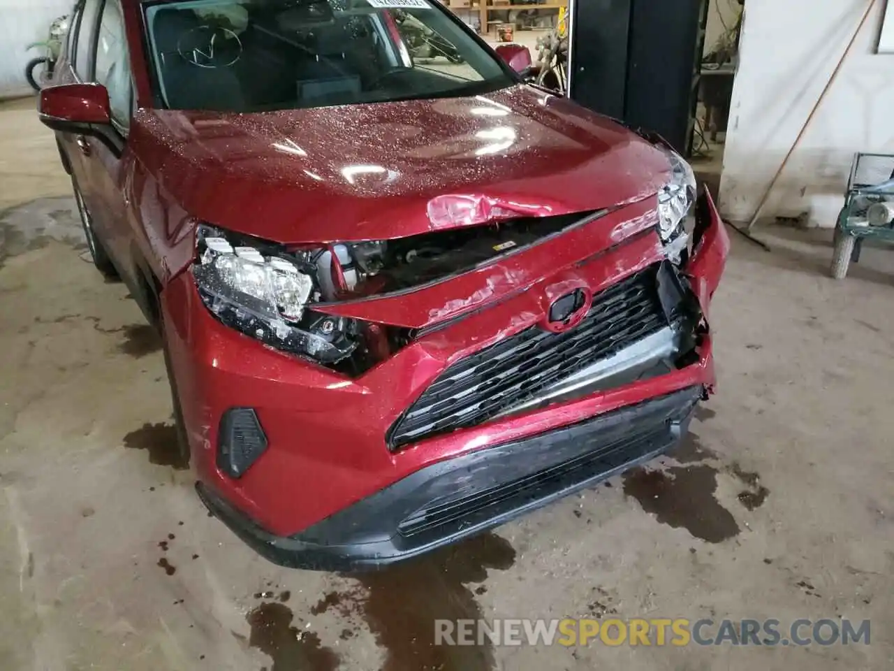 9 Photograph of a damaged car 2T3MWRFV3KW041549 TOYOTA RAV4 2019