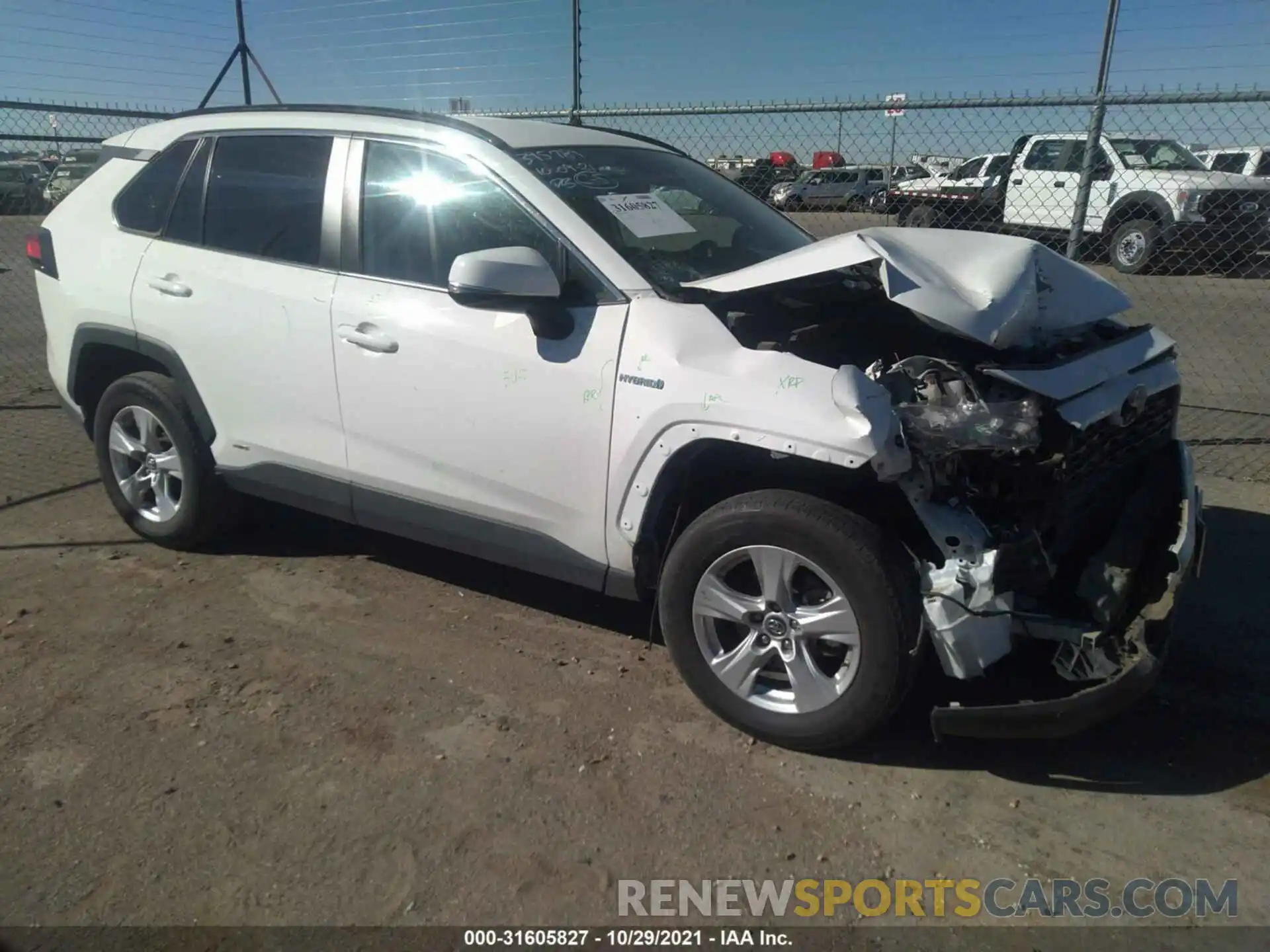 1 Photograph of a damaged car 2T3MWRFV5KW005166 TOYOTA RAV4 2019