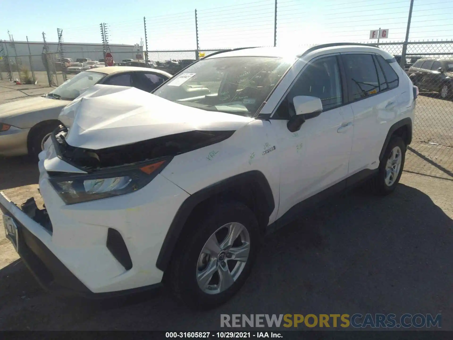 2 Photograph of a damaged car 2T3MWRFV5KW005166 TOYOTA RAV4 2019