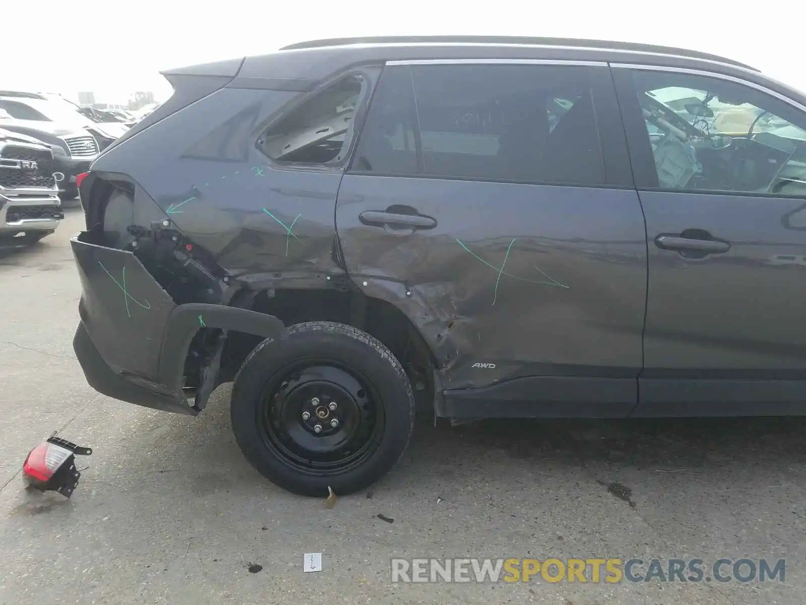 9 Фотография поврежденного автомобиля 2T3MWRFV5KW006107 TOYOTA RAV4 2019