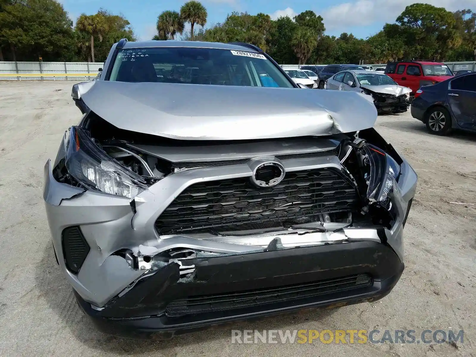 9 Photograph of a damaged car 2T3MWRFV5KW016362 TOYOTA RAV4 2019