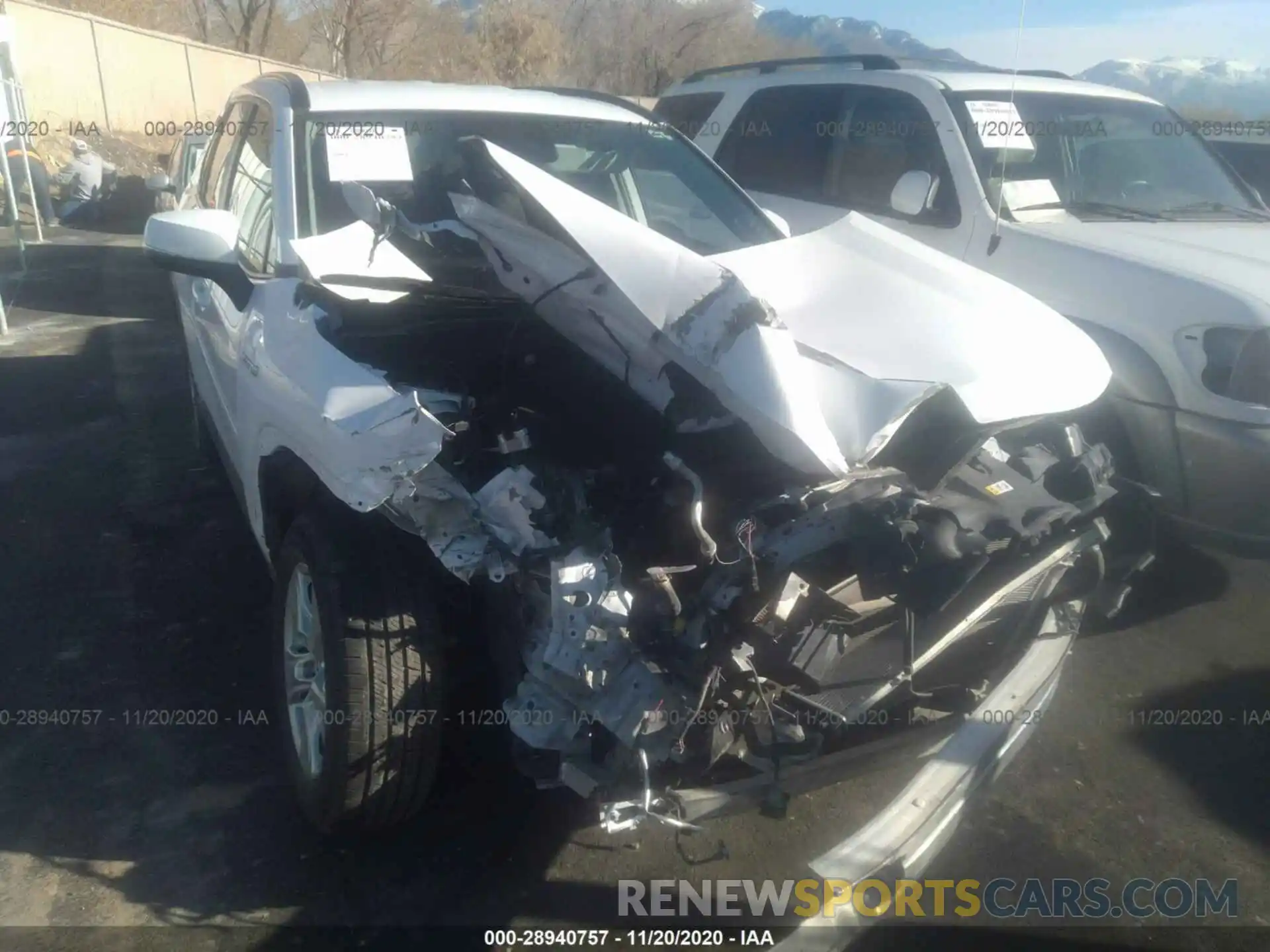 6 Photograph of a damaged car 2T3MWRFV5KW017446 TOYOTA RAV4 2019