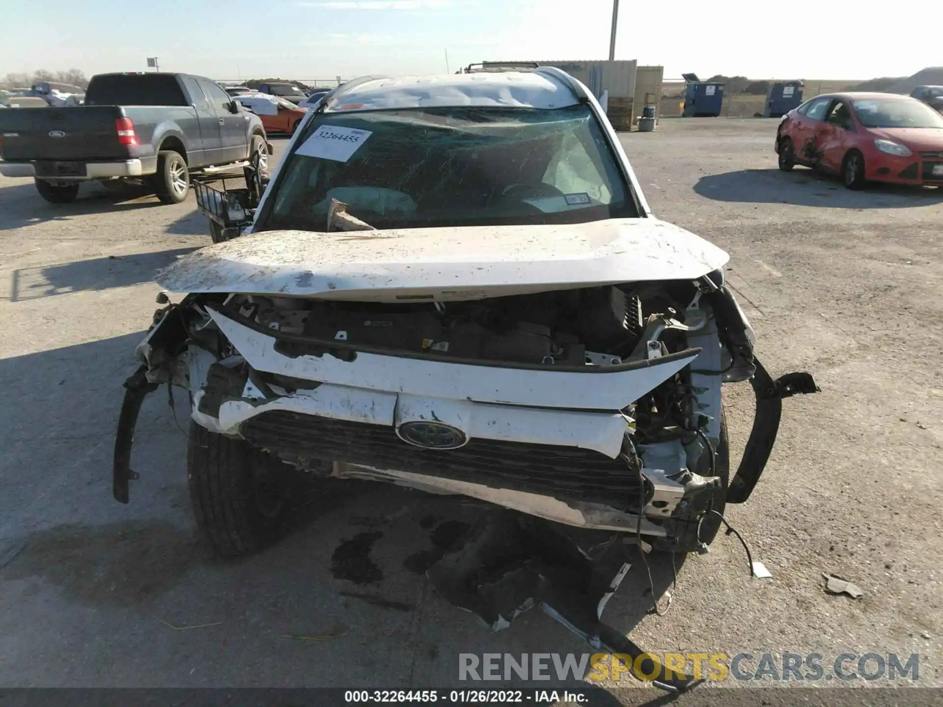 6 Photograph of a damaged car 2T3MWRFV5KW032769 TOYOTA RAV4 2019