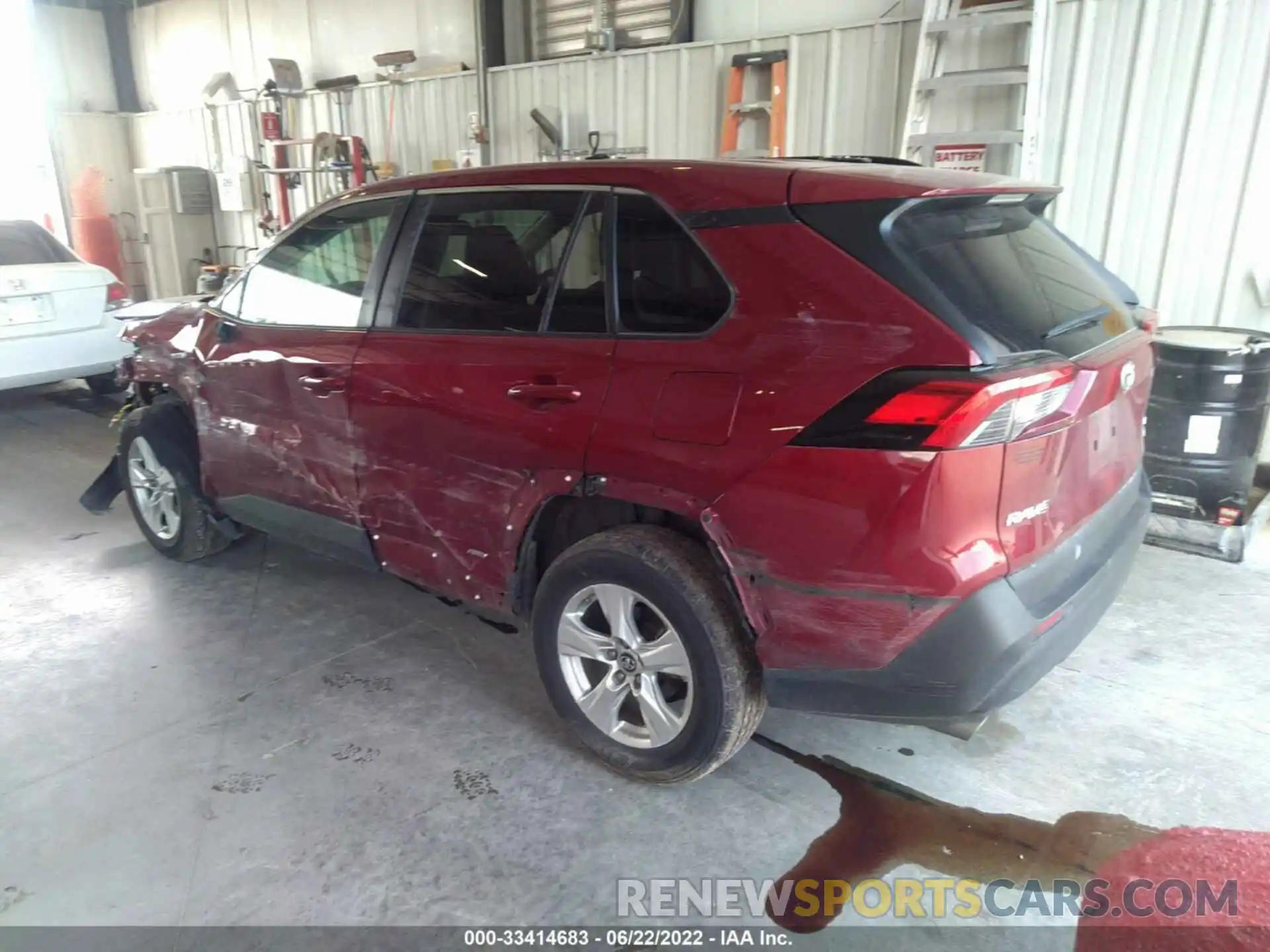 3 Photograph of a damaged car 2T3MWRFV5KW041035 TOYOTA RAV4 2019