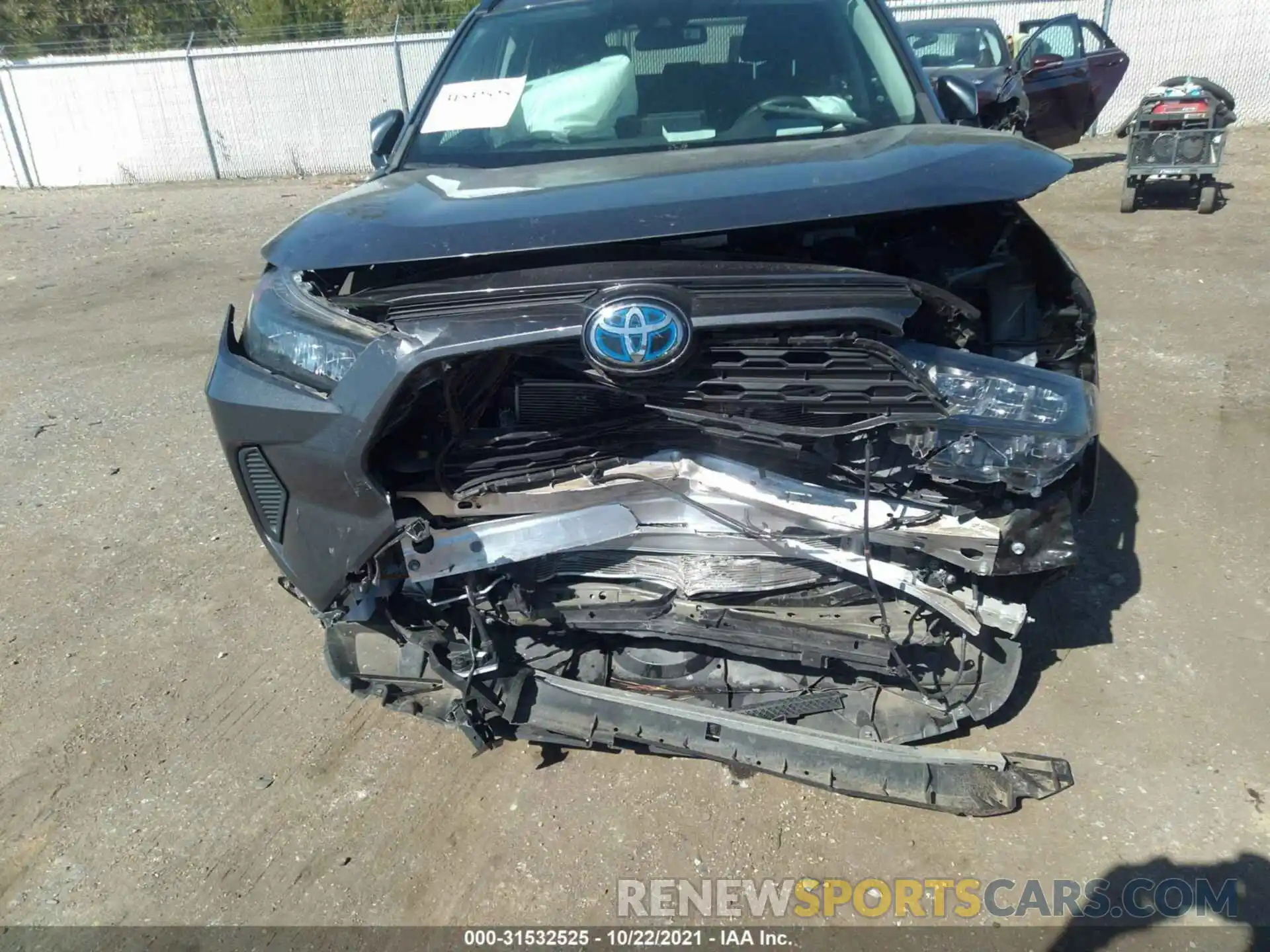 6 Photograph of a damaged car 2T3MWRFV6KW025233 TOYOTA RAV4 2019