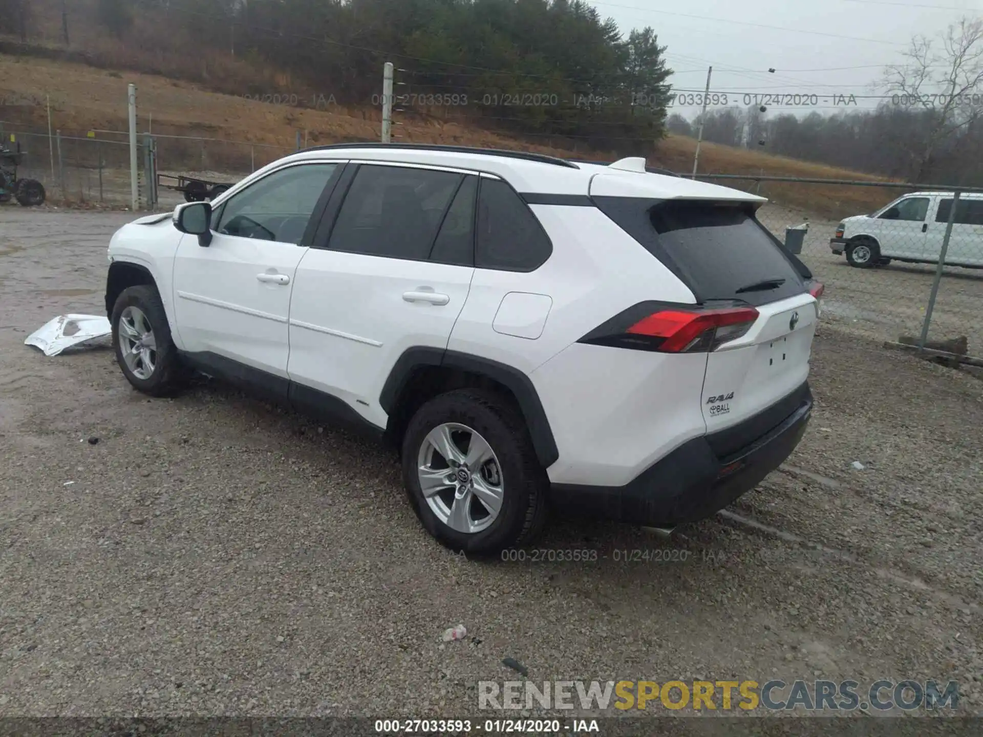 3 Photograph of a damaged car 2T3MWRFV6KW033784 TOYOTA RAV4 2019