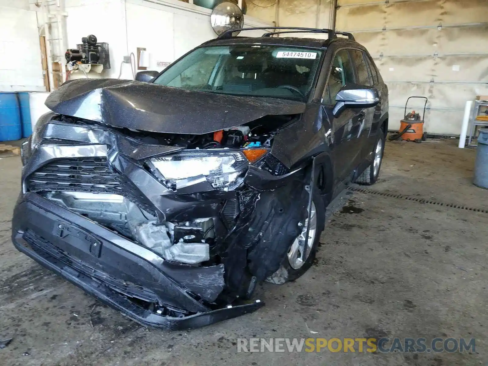 2 Photograph of a damaged car 2T3MWRFV6KW036779 TOYOTA RAV4 2019