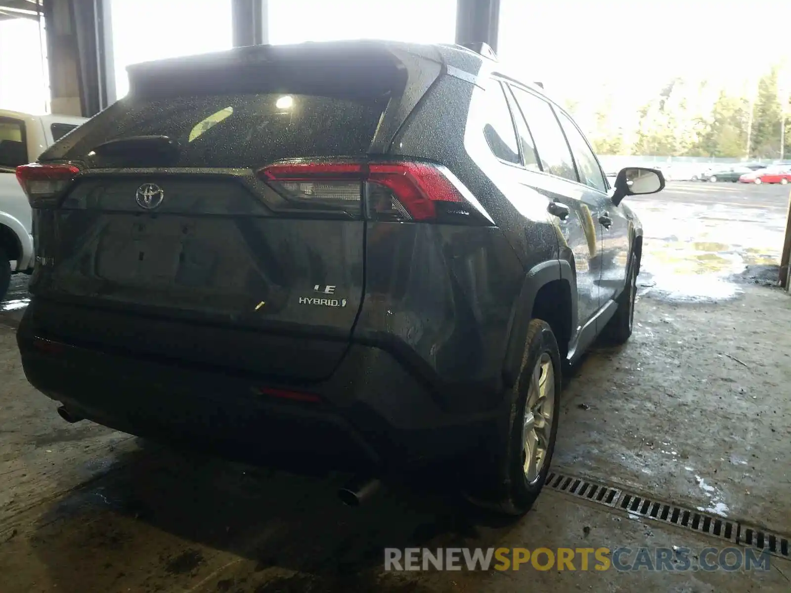 4 Photograph of a damaged car 2T3MWRFV6KW036779 TOYOTA RAV4 2019