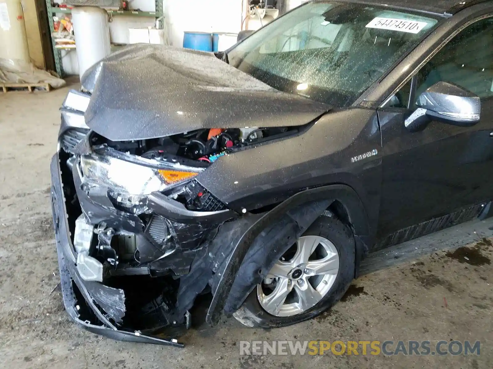 9 Photograph of a damaged car 2T3MWRFV6KW036779 TOYOTA RAV4 2019