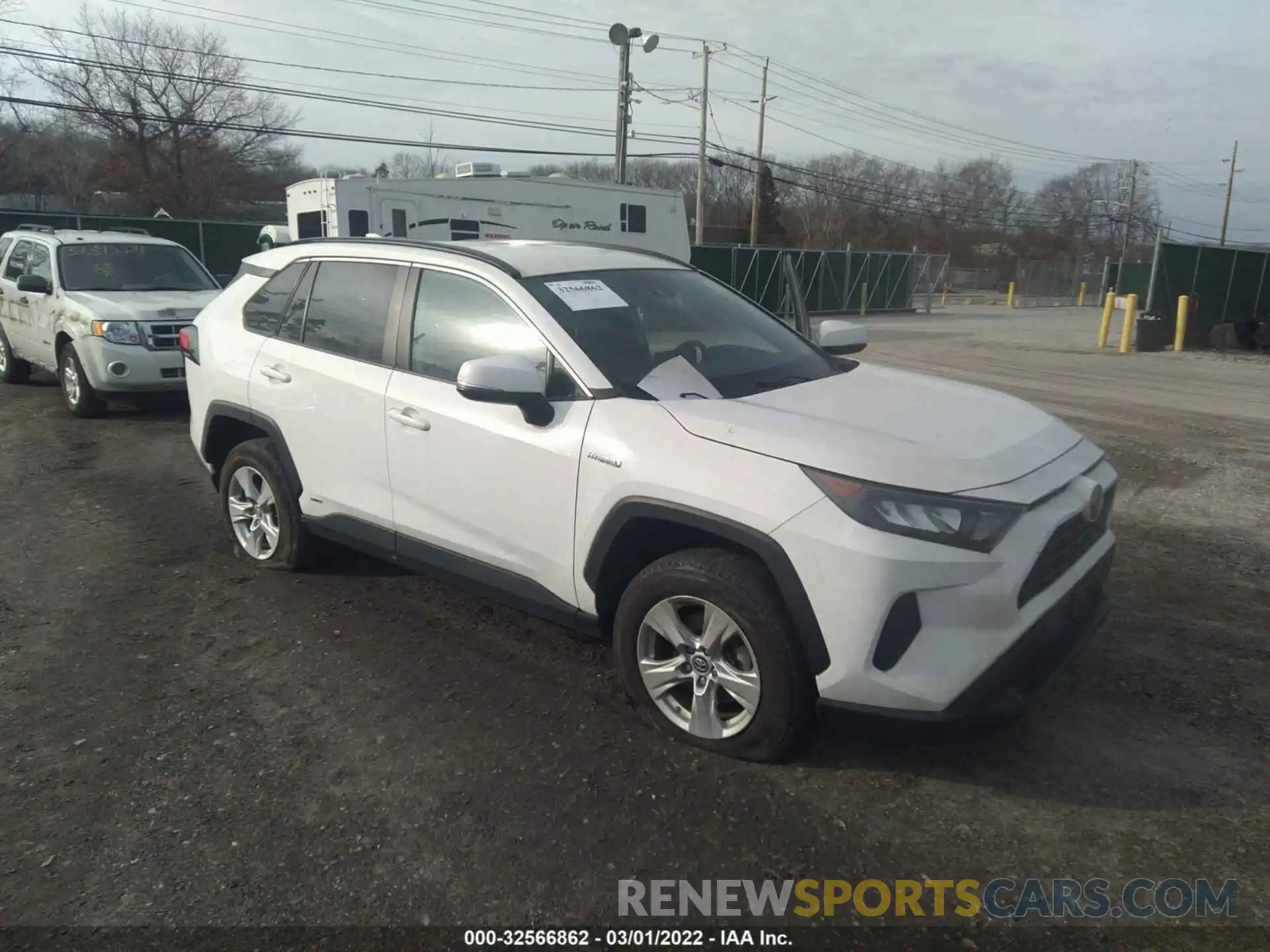 1 Photograph of a damaged car 2T3MWRFV7KW011874 TOYOTA RAV4 2019