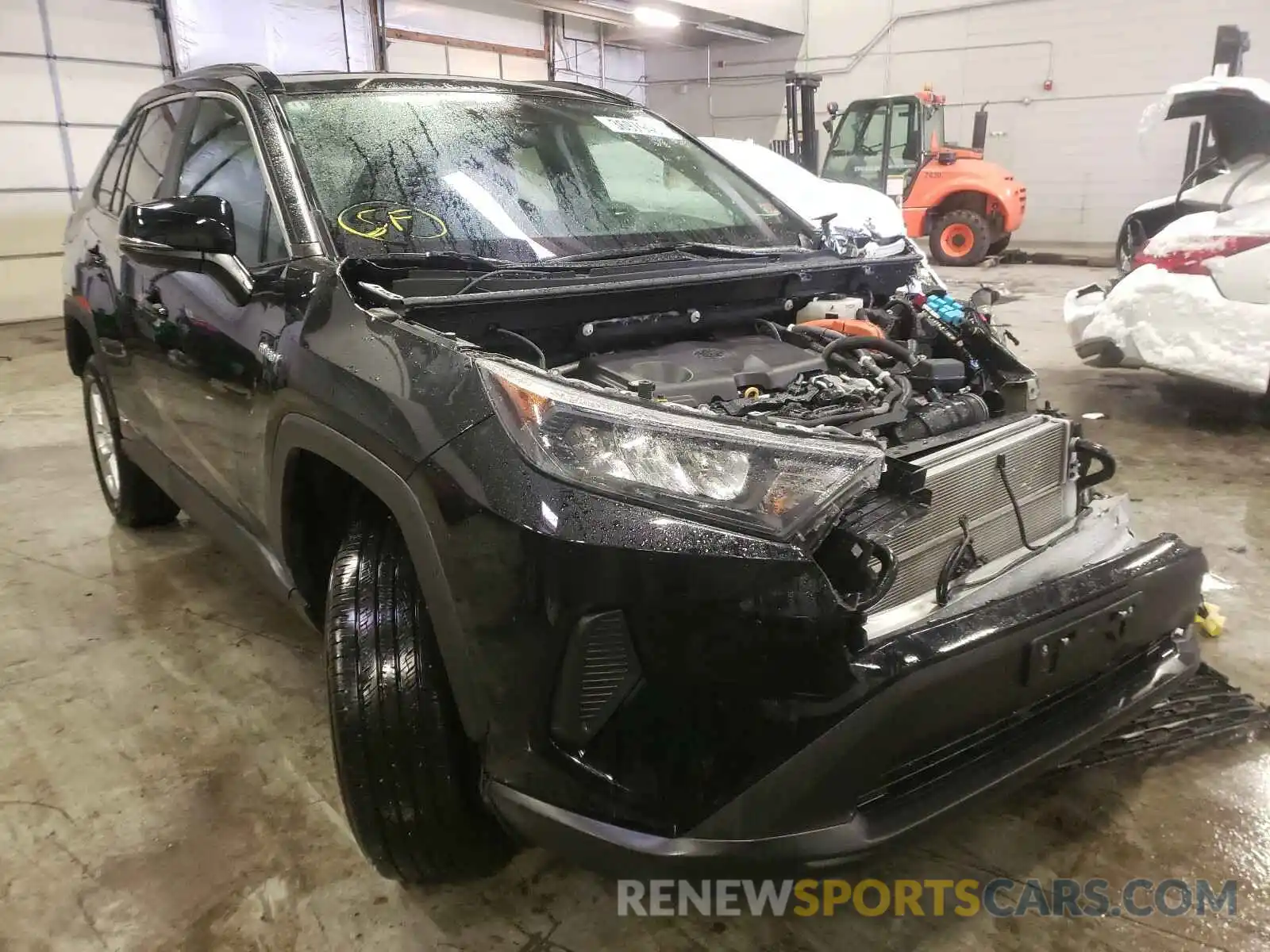 1 Фотография поврежденного автомобиля 2T3MWRFV7KW023216 TOYOTA RAV4 2019