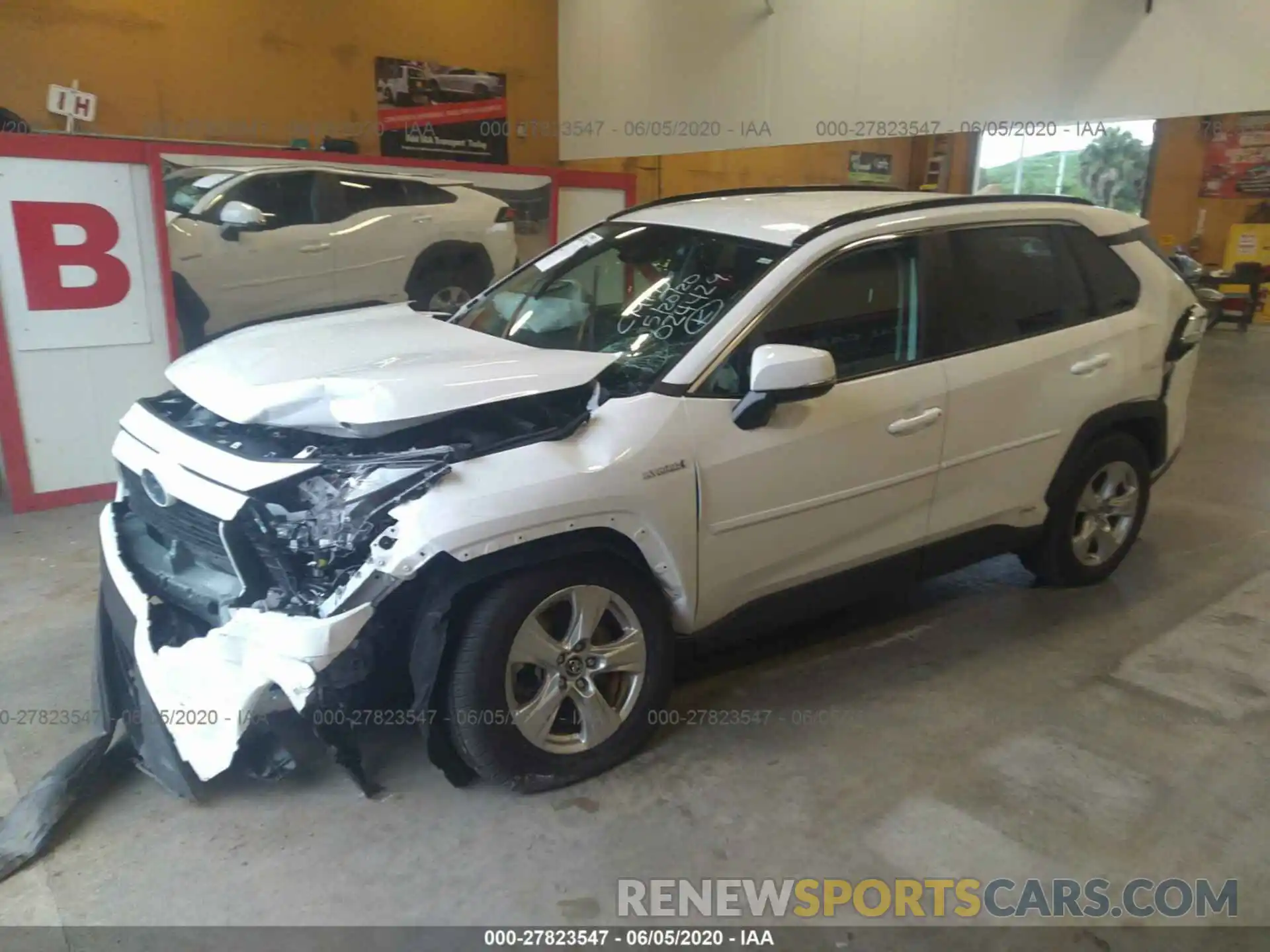 2 Photograph of a damaged car 2T3MWRFV7KW024429 TOYOTA RAV4 2019