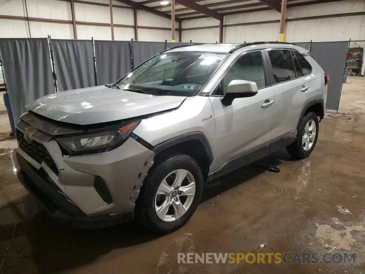 1 Photograph of a damaged car 2T3MWRFV7KW026049 TOYOTA RAV4 2019