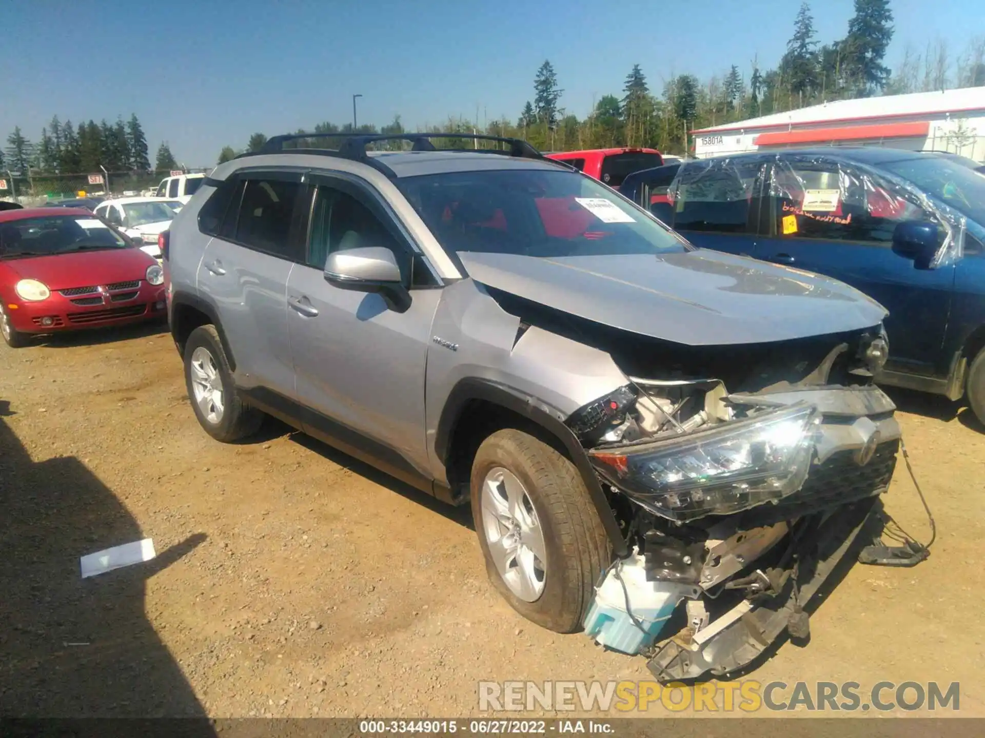 1 Photograph of a damaged car 2T3MWRFV7KW034524 TOYOTA RAV4 2019