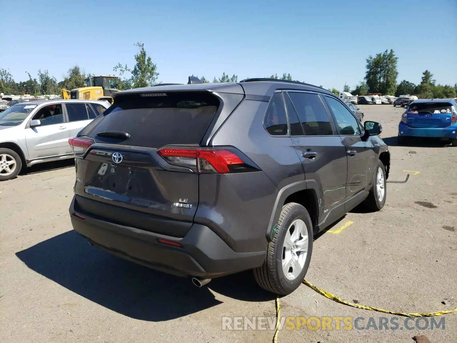 4 Photograph of a damaged car 2T3MWRFV7KW037519 TOYOTA RAV4 2019