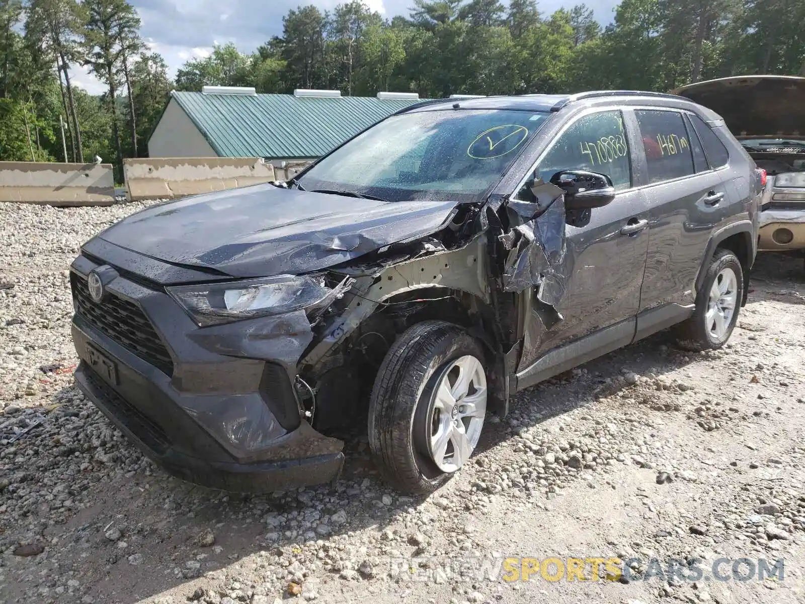 2 Photograph of a damaged car 2T3MWRFV7KW038458 TOYOTA RAV4 2019