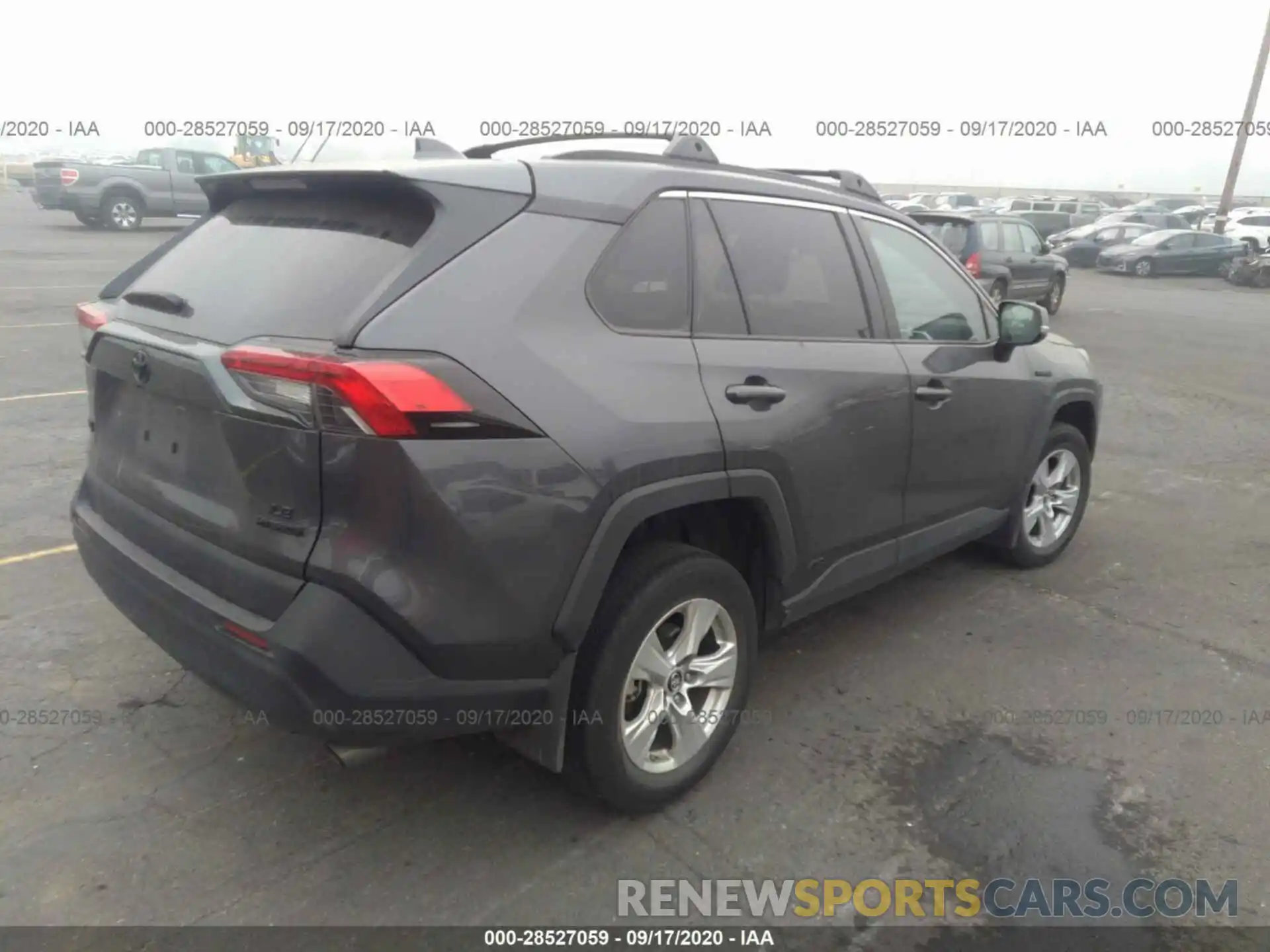 4 Photograph of a damaged car 2T3MWRFV7KW043403 TOYOTA RAV4 2019