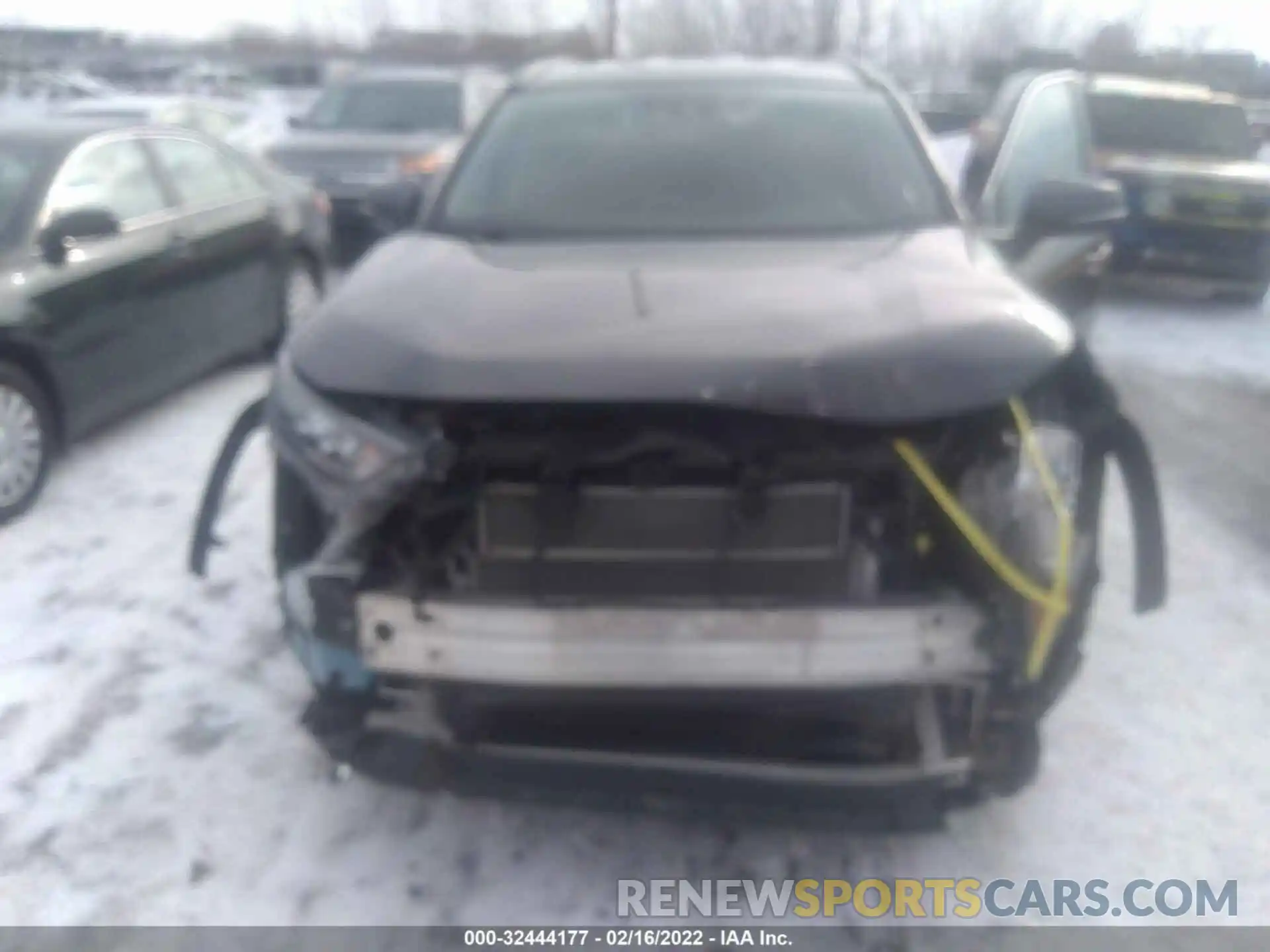 6 Photograph of a damaged car 2T3MWRFV8KW004450 TOYOTA RAV4 2019