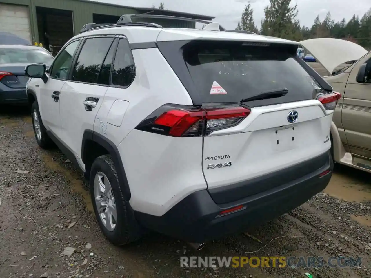 3 Photograph of a damaged car 2T3MWRFV8KW026688 TOYOTA RAV4 2019