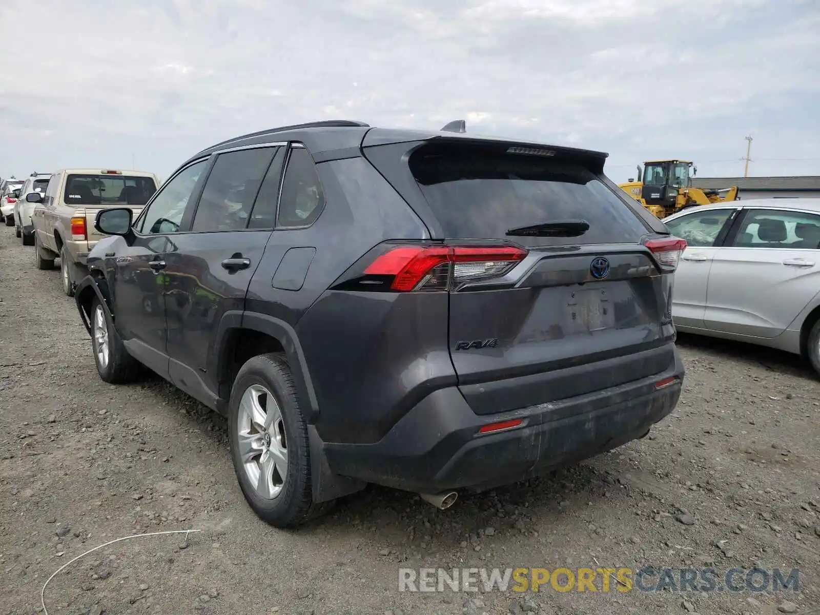 3 Photograph of a damaged car 2T3MWRFV8KW035892 TOYOTA RAV4 2019