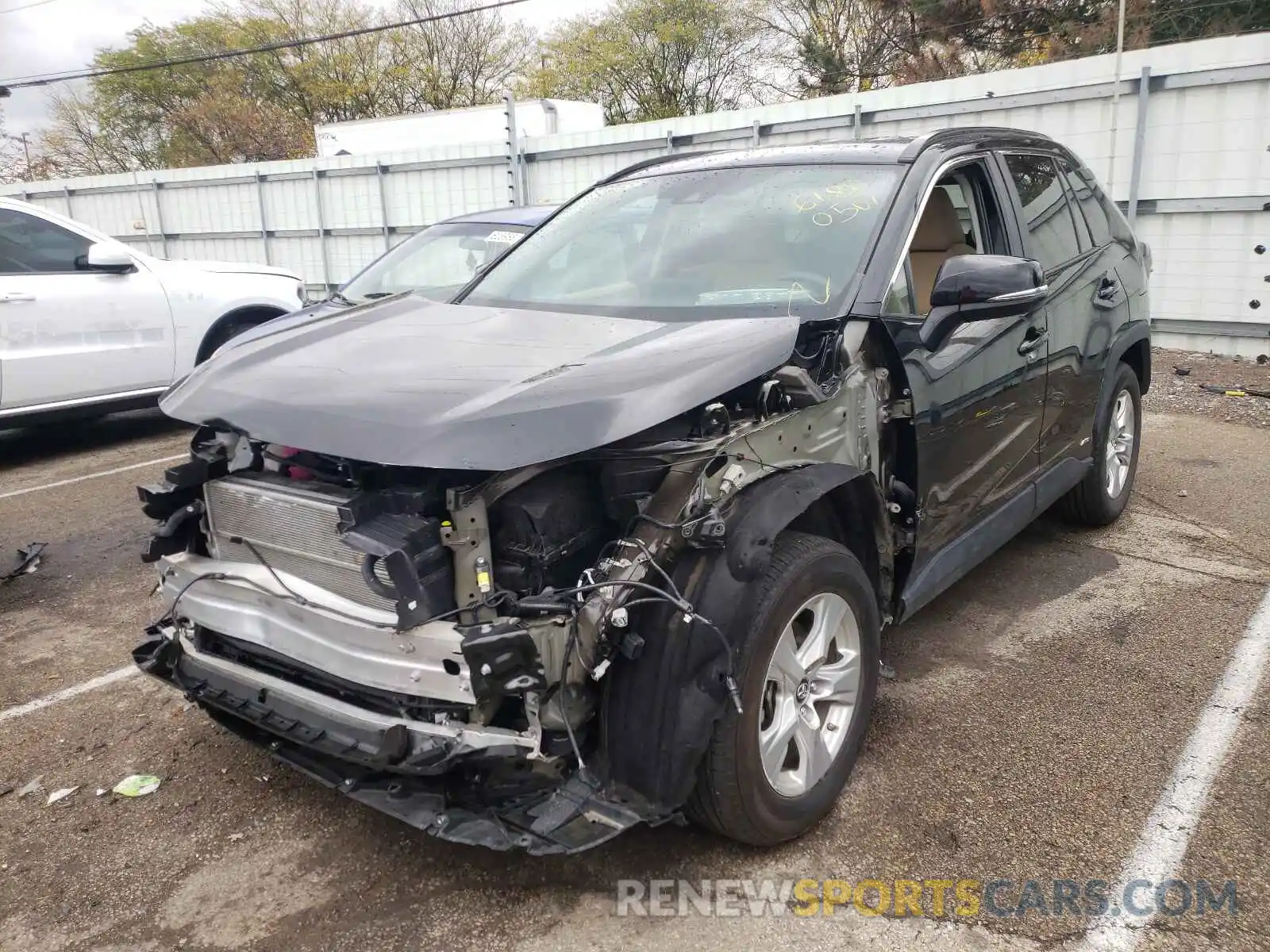 2 Photograph of a damaged car 2T3MWRFV9KW002562 TOYOTA RAV4 2019