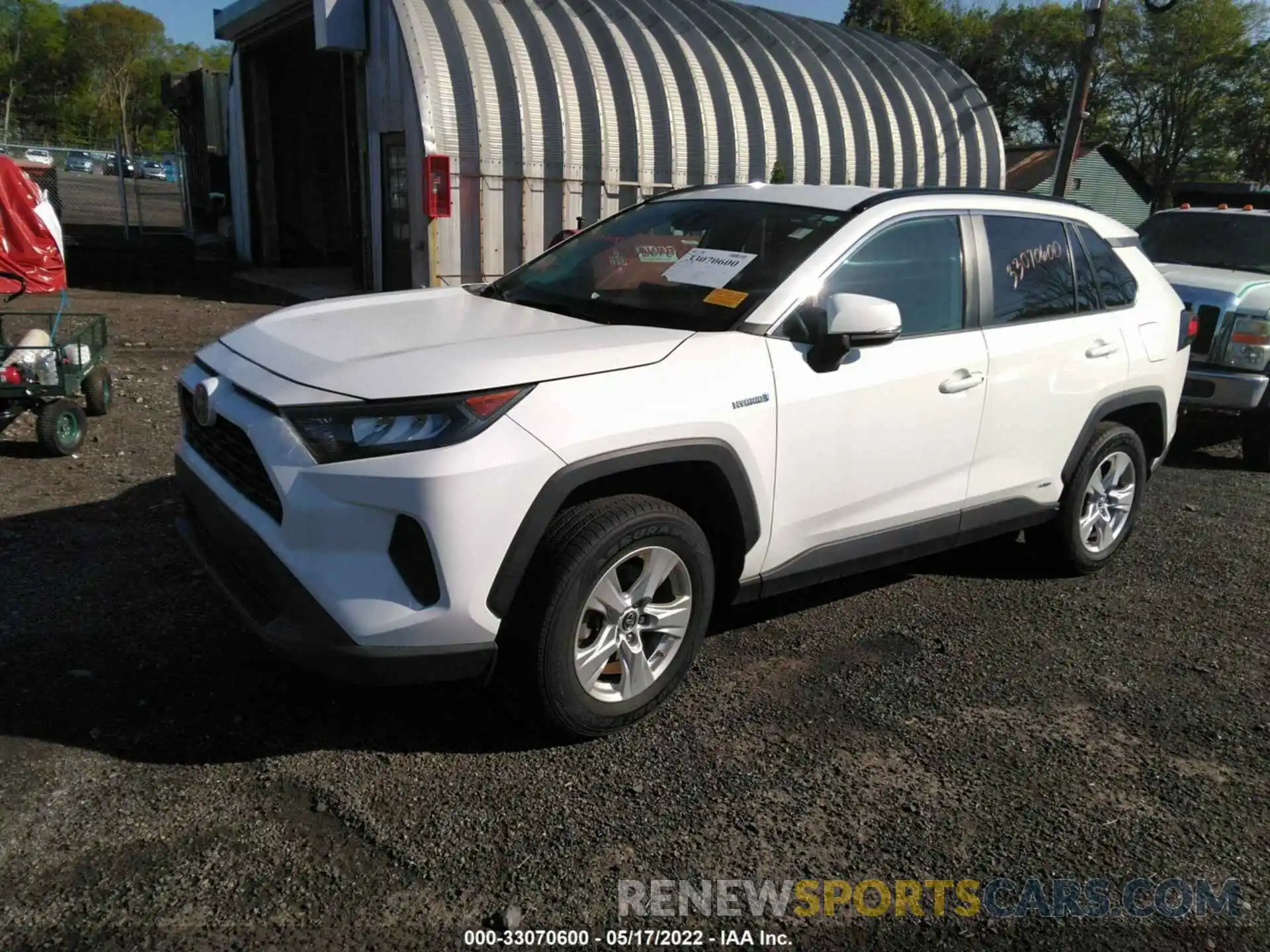 2 Photograph of a damaged car 2T3MWRFV9KW003937 TOYOTA RAV4 2019