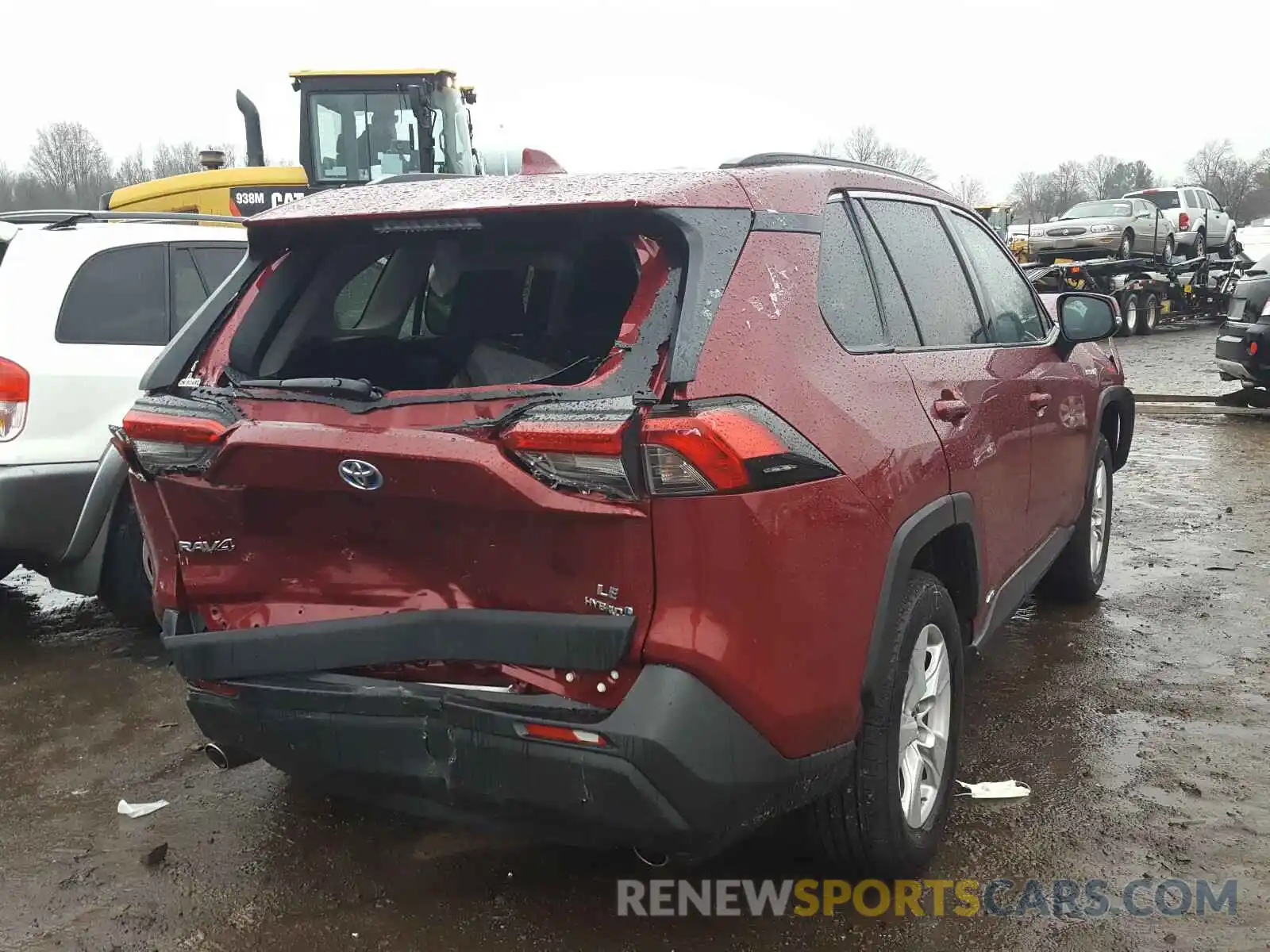 4 Photograph of a damaged car 2T3MWRFV9KW006997 TOYOTA RAV4 2019