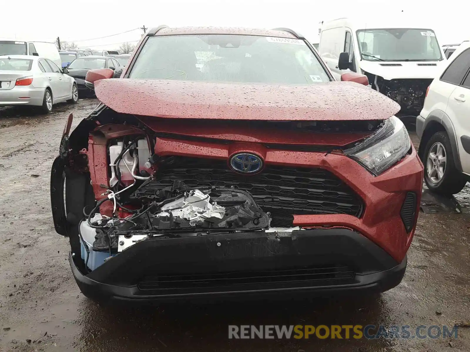 9 Photograph of a damaged car 2T3MWRFV9KW006997 TOYOTA RAV4 2019